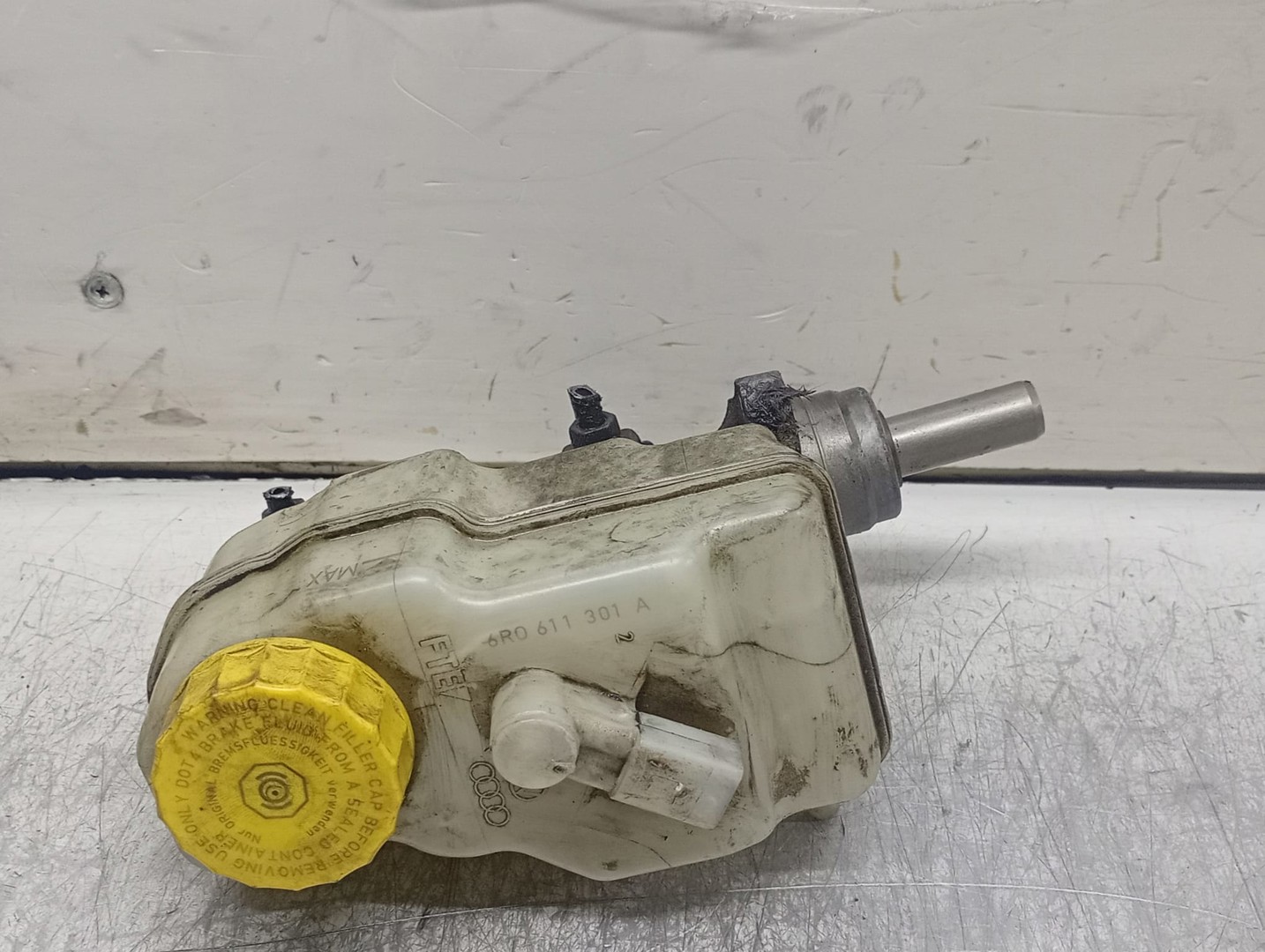 Pompa frana 6R0611301A Seat Ibiza 4 (6J) (2008 - 2012)