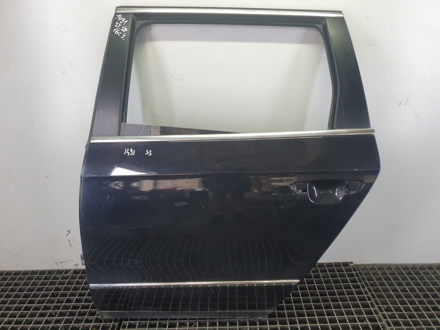Usa stanga spate Volkswagen Passat B6 (2005 - 2010)