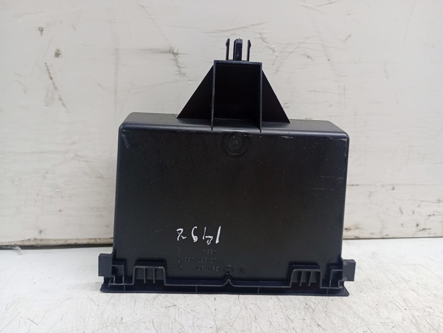 Spatiu Depozitare 1J0857058B Volkswagen Golf 4 (1997 - 2006)