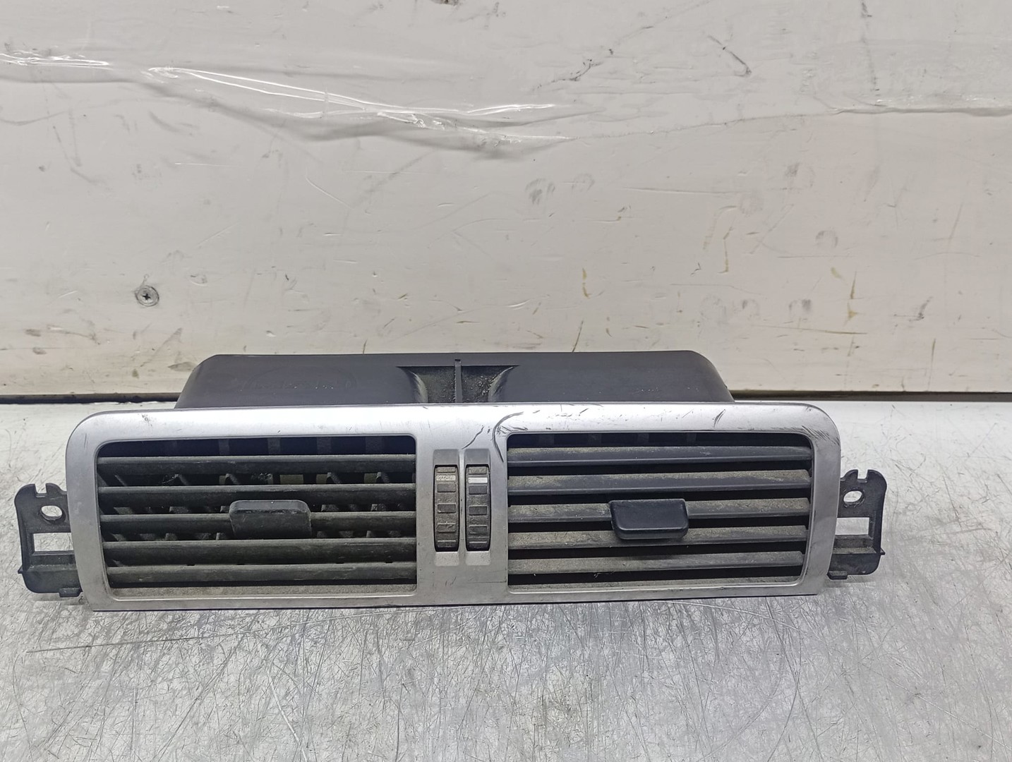 Grila ventilatie 8161950-6071 MAN TGX 1 (2007 - 2014)