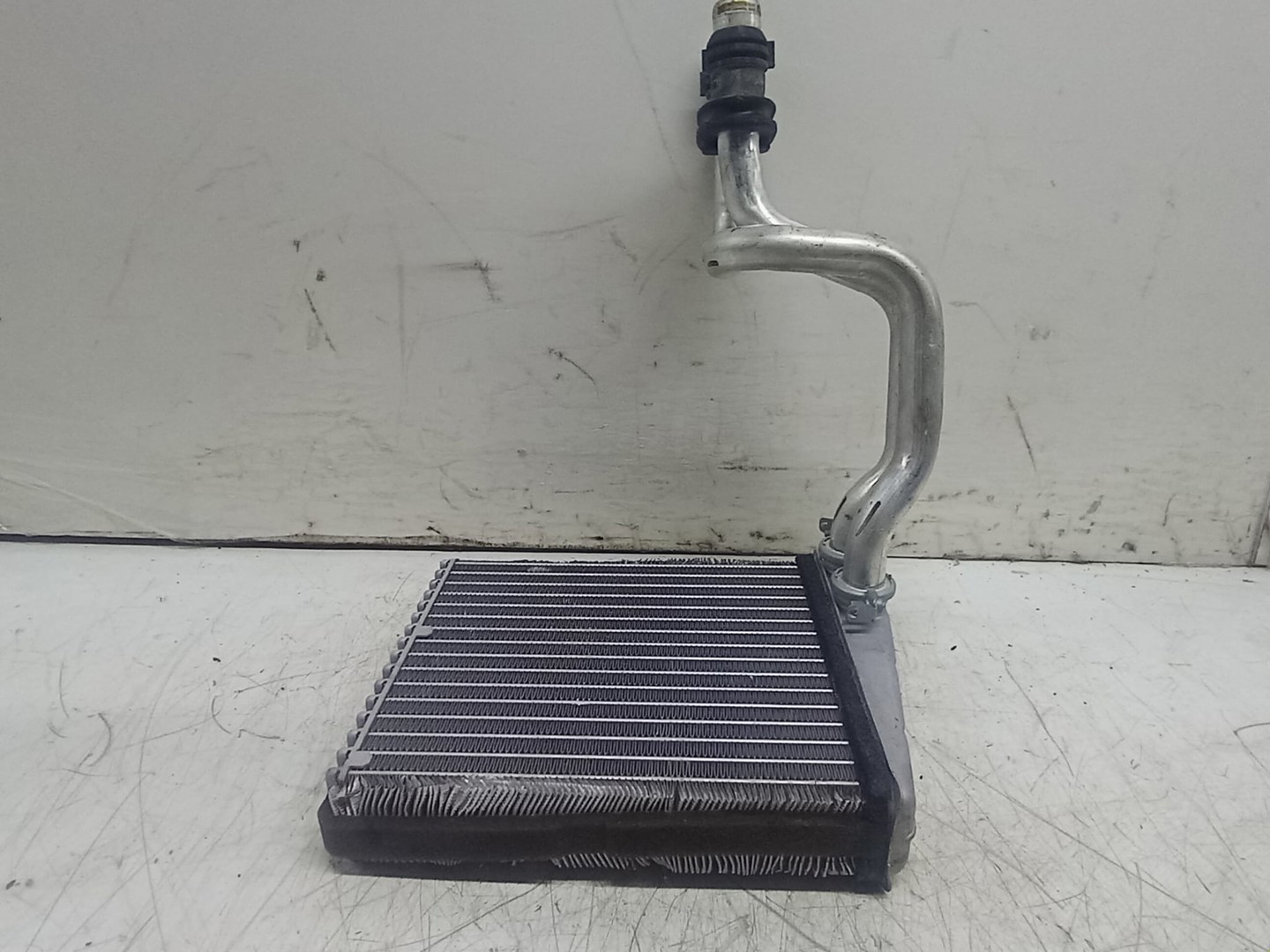 Radiator calorifer bord 1k0819031D Volkswagen Golf 6 (2008 - 2015)