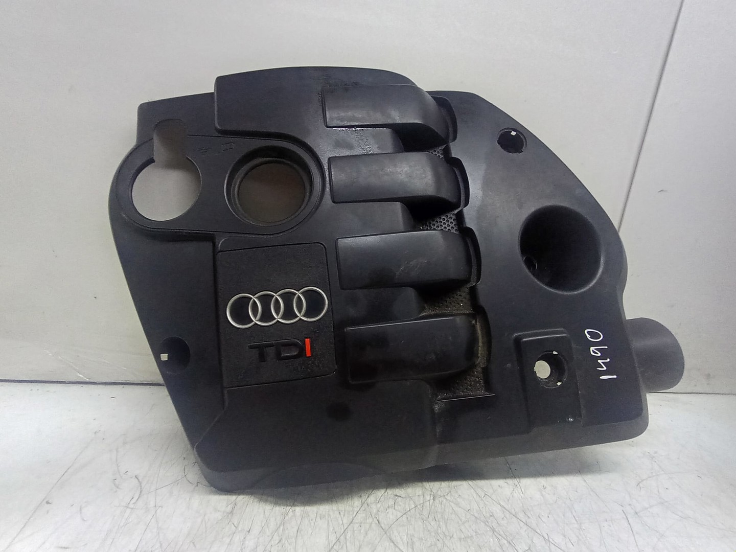 Capac protectie motor 054682A Audi A4 B6 (2000 - 2005)