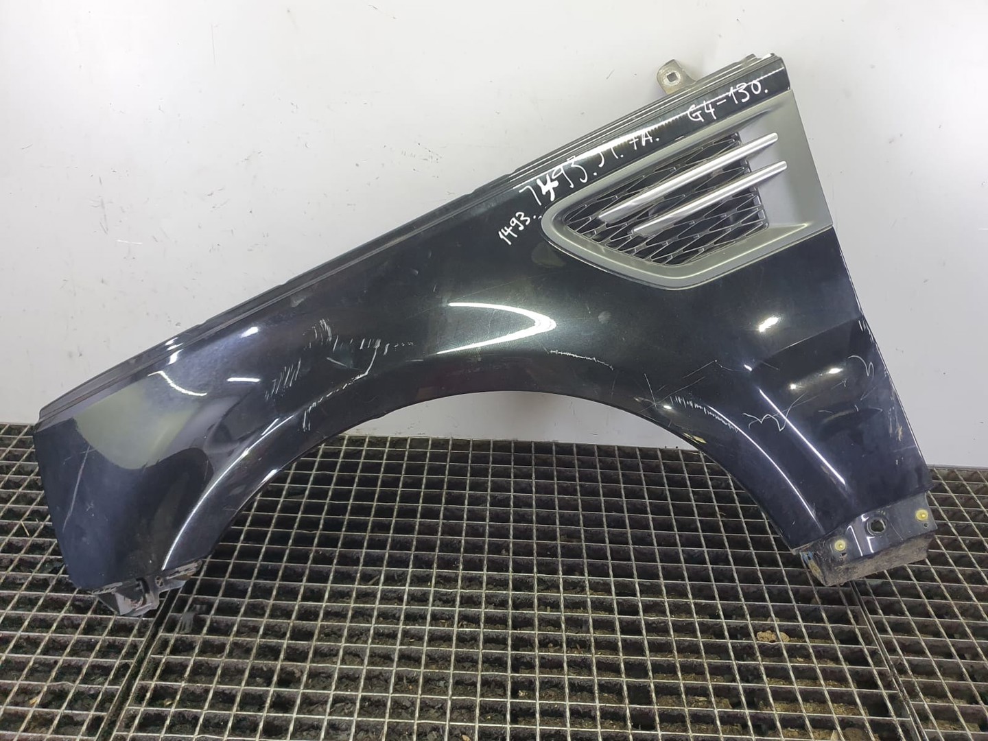 Aripa stanga fata ah32-16a415-aaw Land Rover Range Rover Sport 1 (facelift) (2009 - 2013)