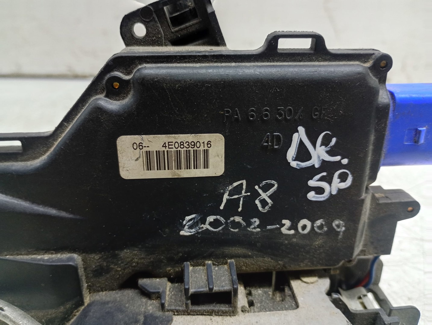 Broasca dreapta spate 4E0839016 Audi A8 D3/4E (2002 - 2005)
