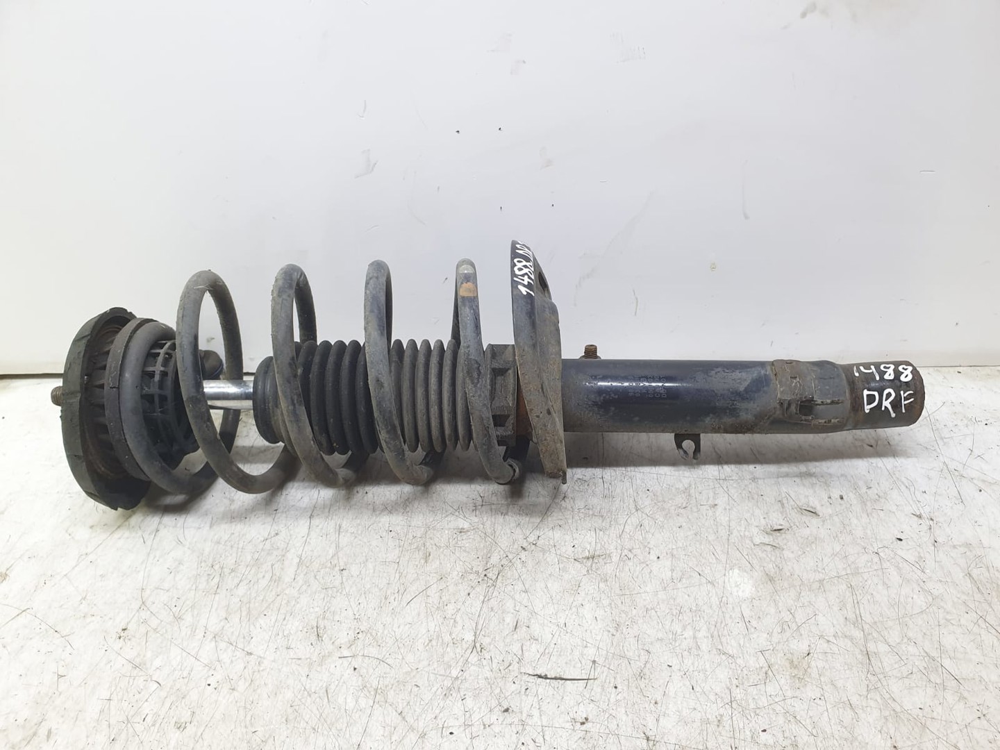 Amortizor cu arc dreapta fata 03081000847 9804831080 Peugeot 208 1 (2012 - 2016)