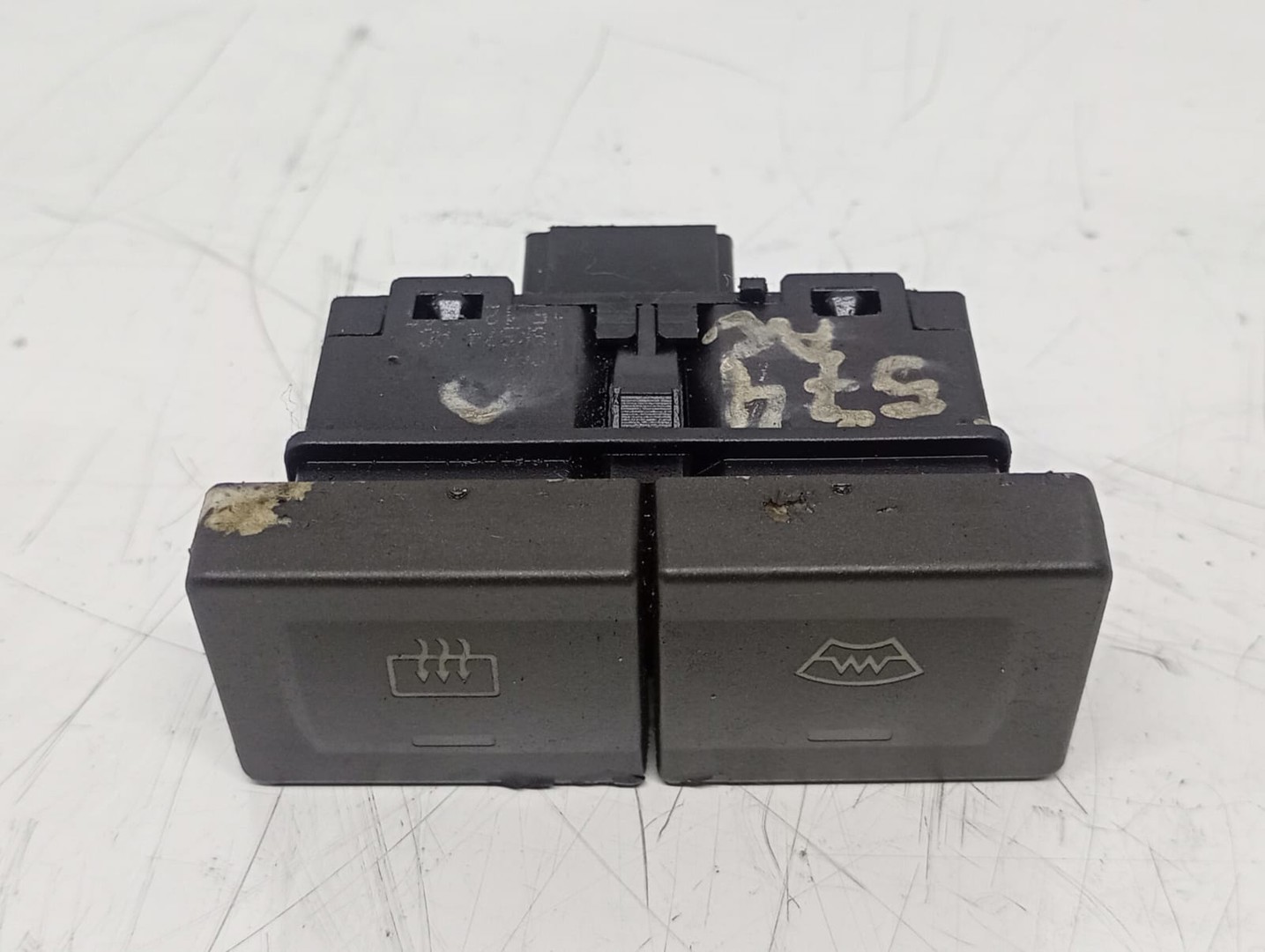 Buton dezaburire Volkswagen Polo 5 (6R) (2009 - 2015)