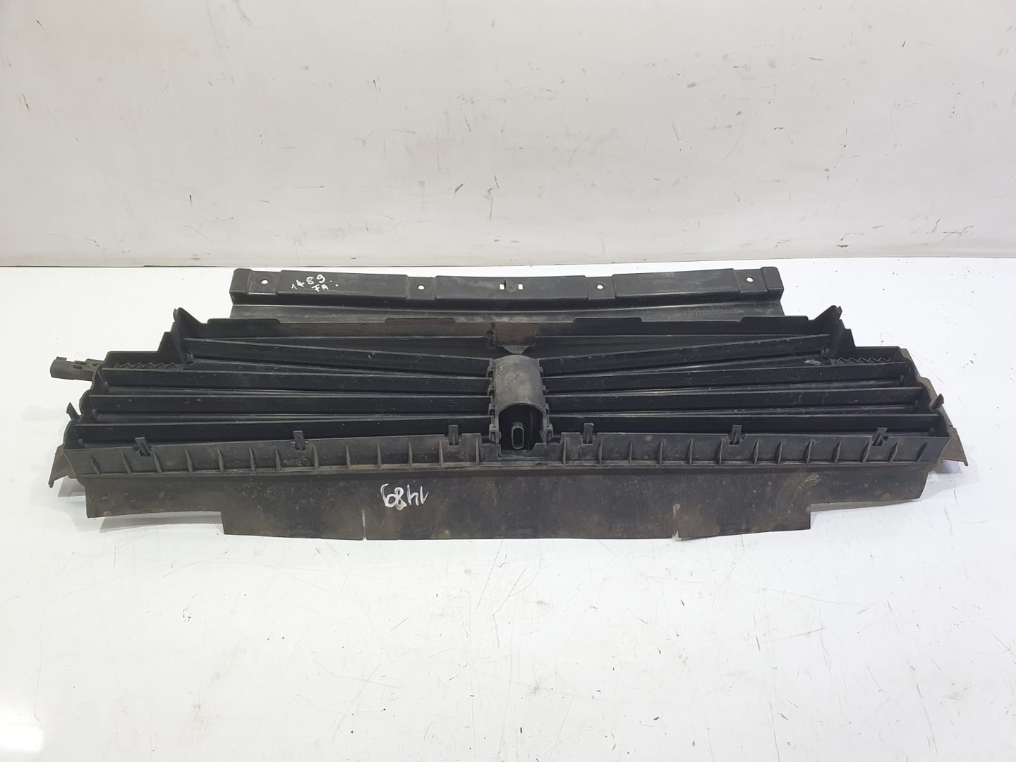 Grila bara fata bm21-8475-Je bs71-8475-a Ford S-Max 1 (facelift) (2010 - 2015)