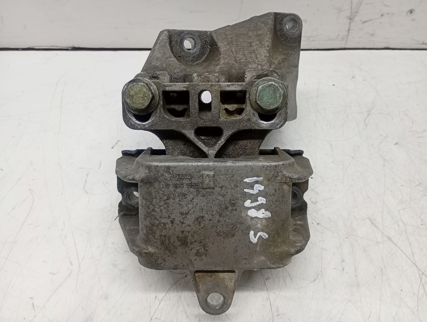 Suport motor 1j0199555wc1 Volkswagen Golf 4 (1997 - 2006)