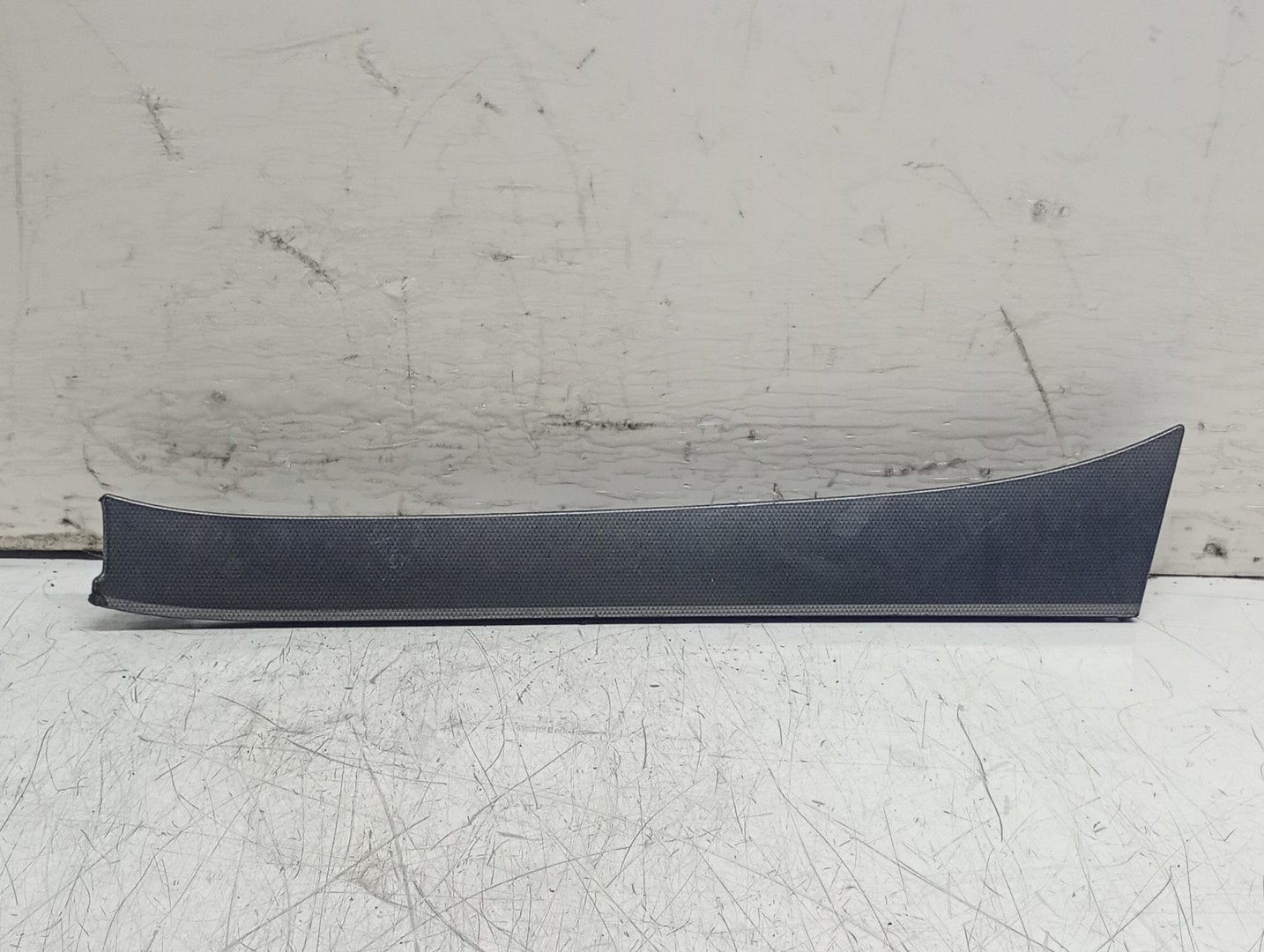 Ornament bord 68411HV00A Nissan Qashqai 2 J11 (2013 - 2020)