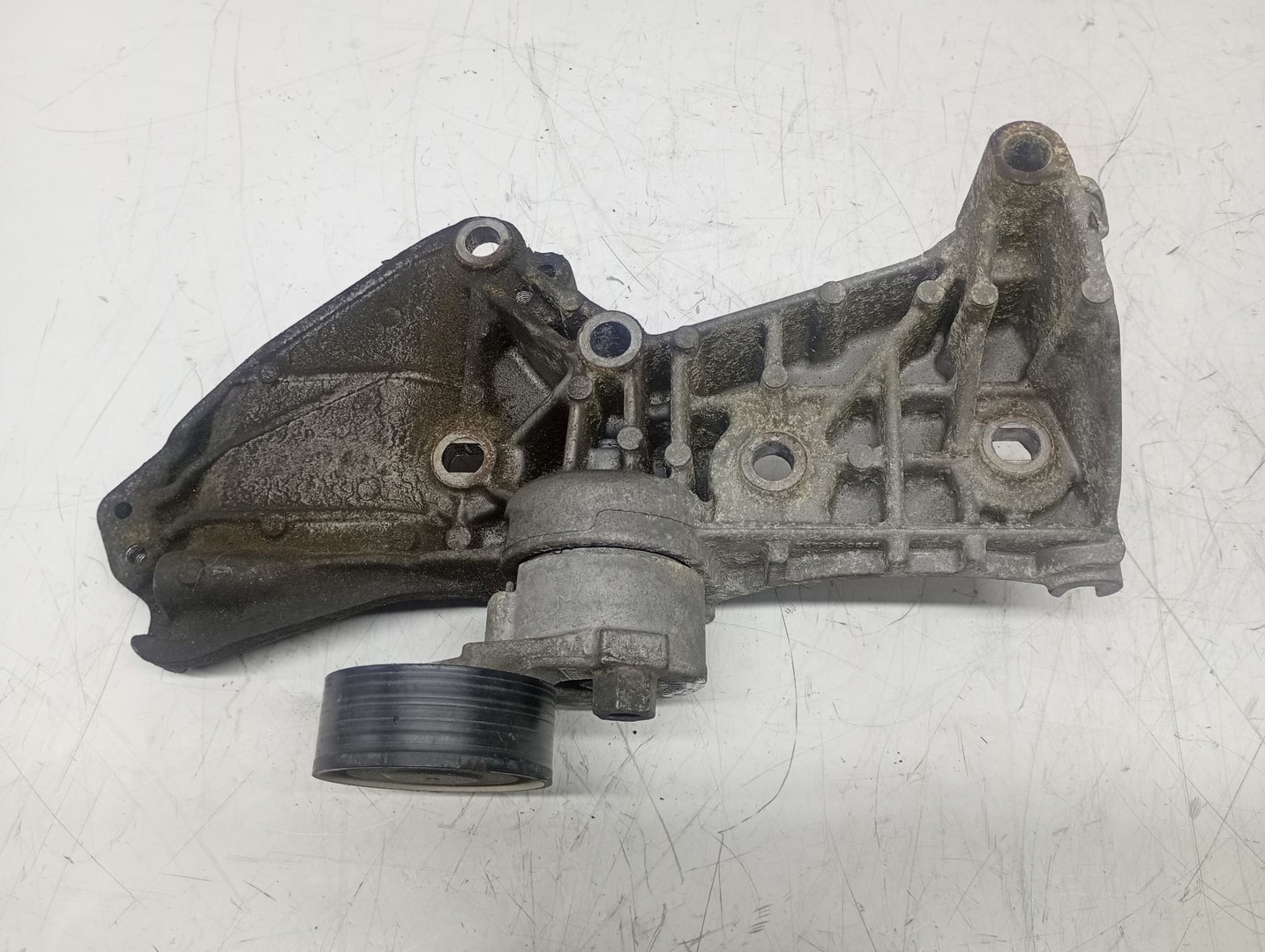 Suport motor 8200669494 Renault Clio 3 (2005 - 2009)