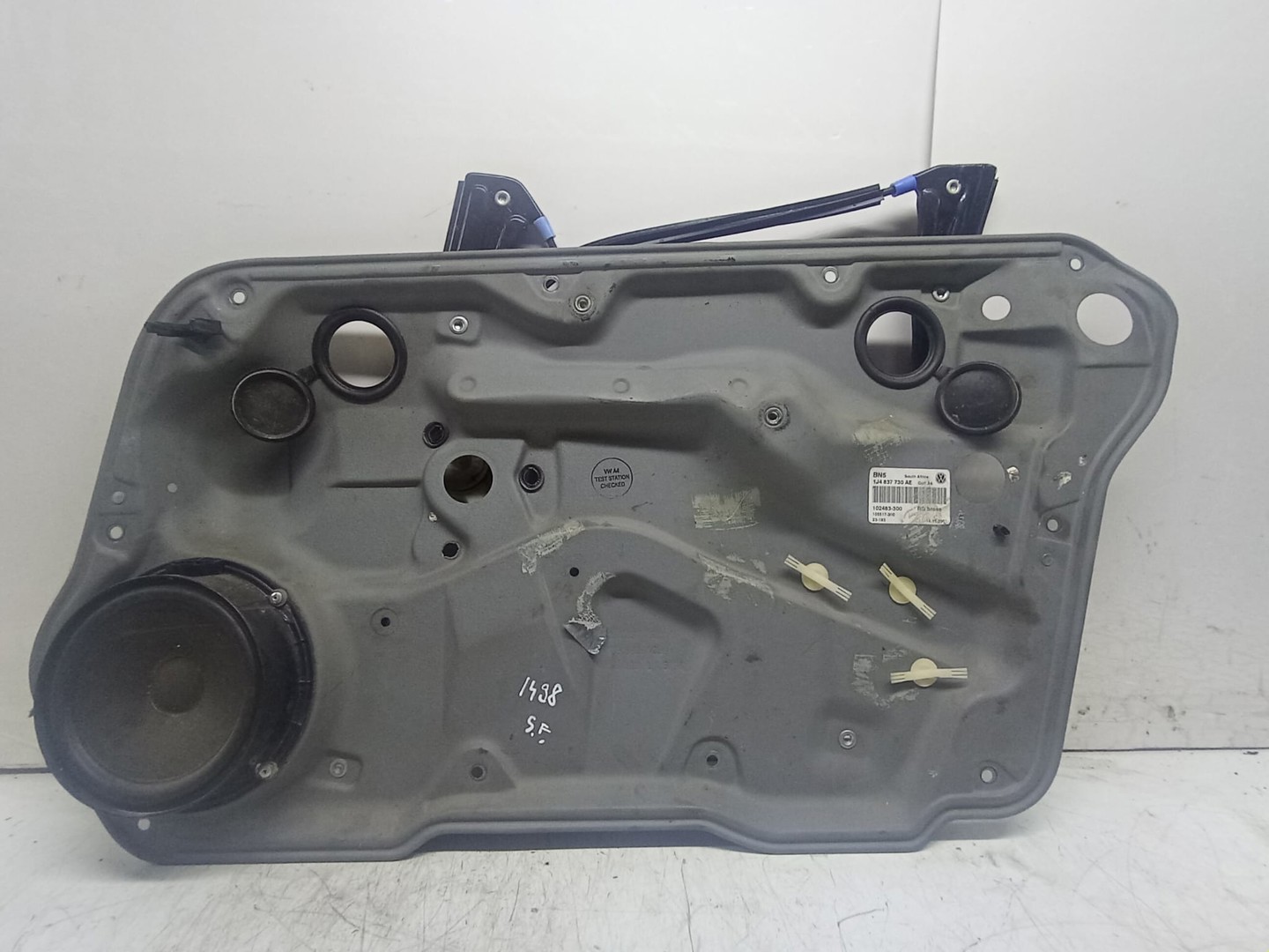 Macara geam stanga fata 1J4837730AE Volkswagen Golf 4 (1997 - 2006)