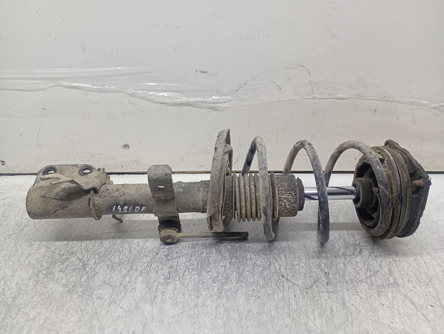 Amortizor cu arc dreapta fata Renault Clio 3 (2005 - 2009)