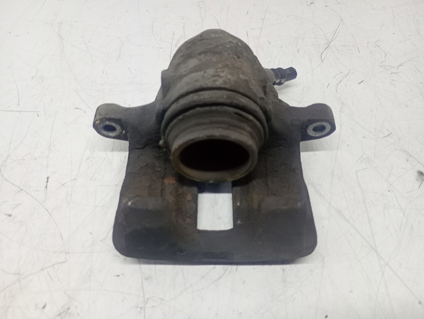 Etrier dreapta fata 791366 Fiat Tipo 160 (1987 - 1995)