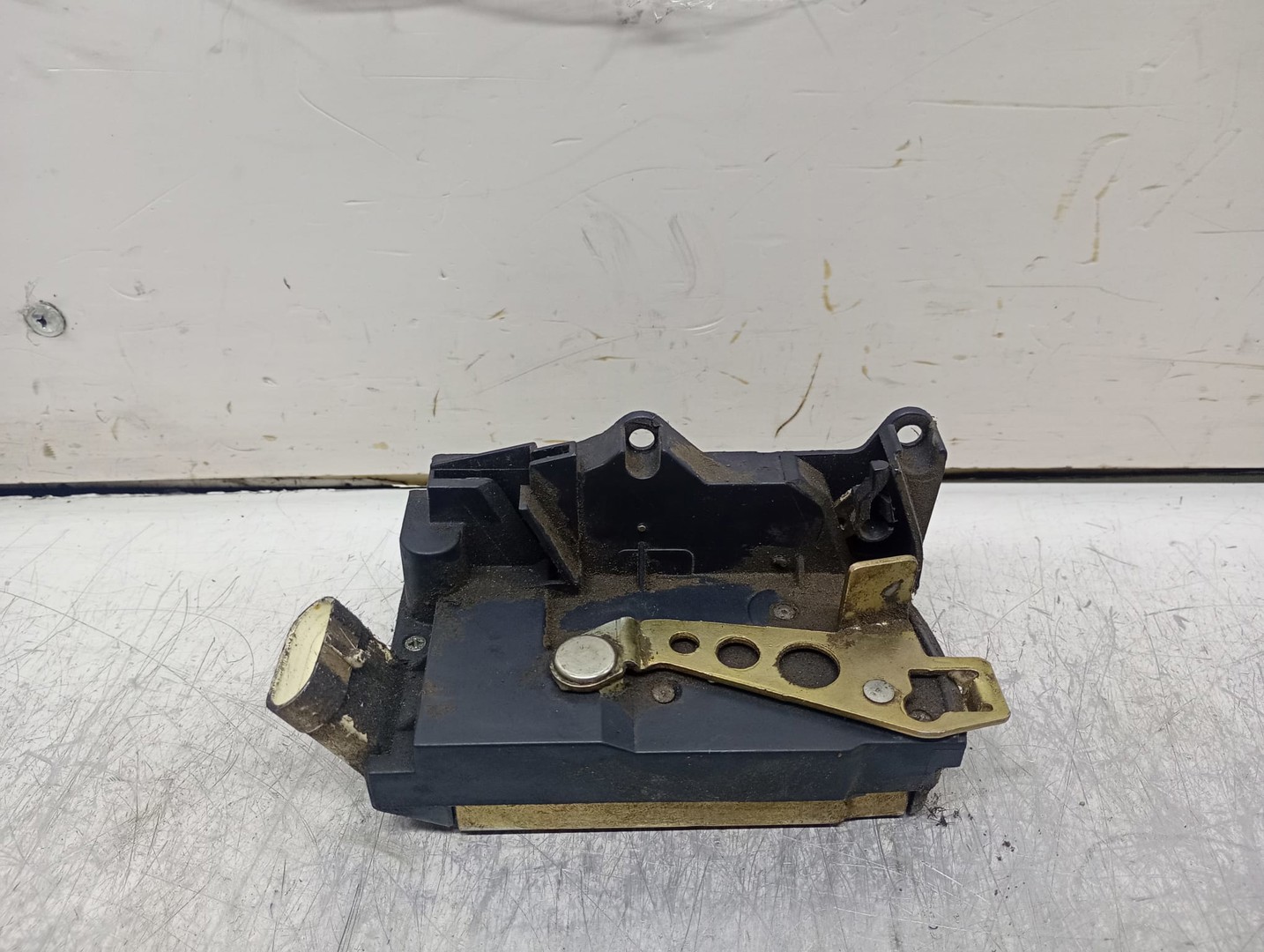 Broasca stanga spate Fiat Tipo 160 (1987 - 1995)