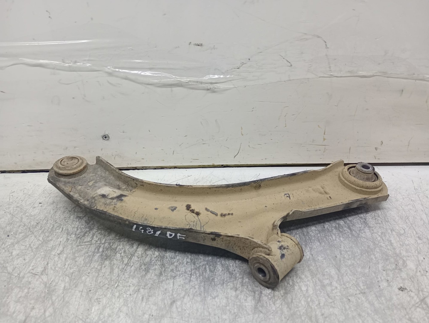 Brat suspensie dreapta fata Renault Clio 3 (2005 - 2009)