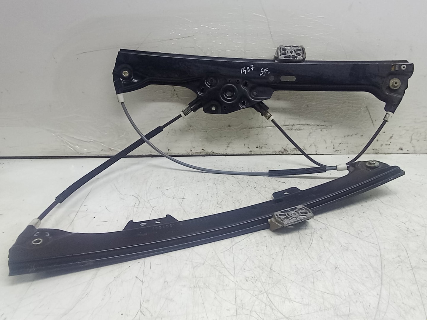 Macara geam stanga fata 7034351S BMW Seria 5 E60/E61 (2003 - 2007)