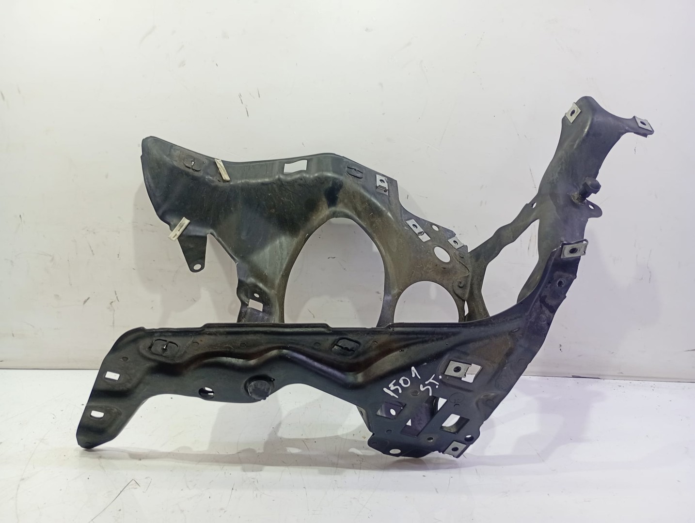 Suport far BMW Seria 7 E65/E66 (facelift) (2005 - 2008)