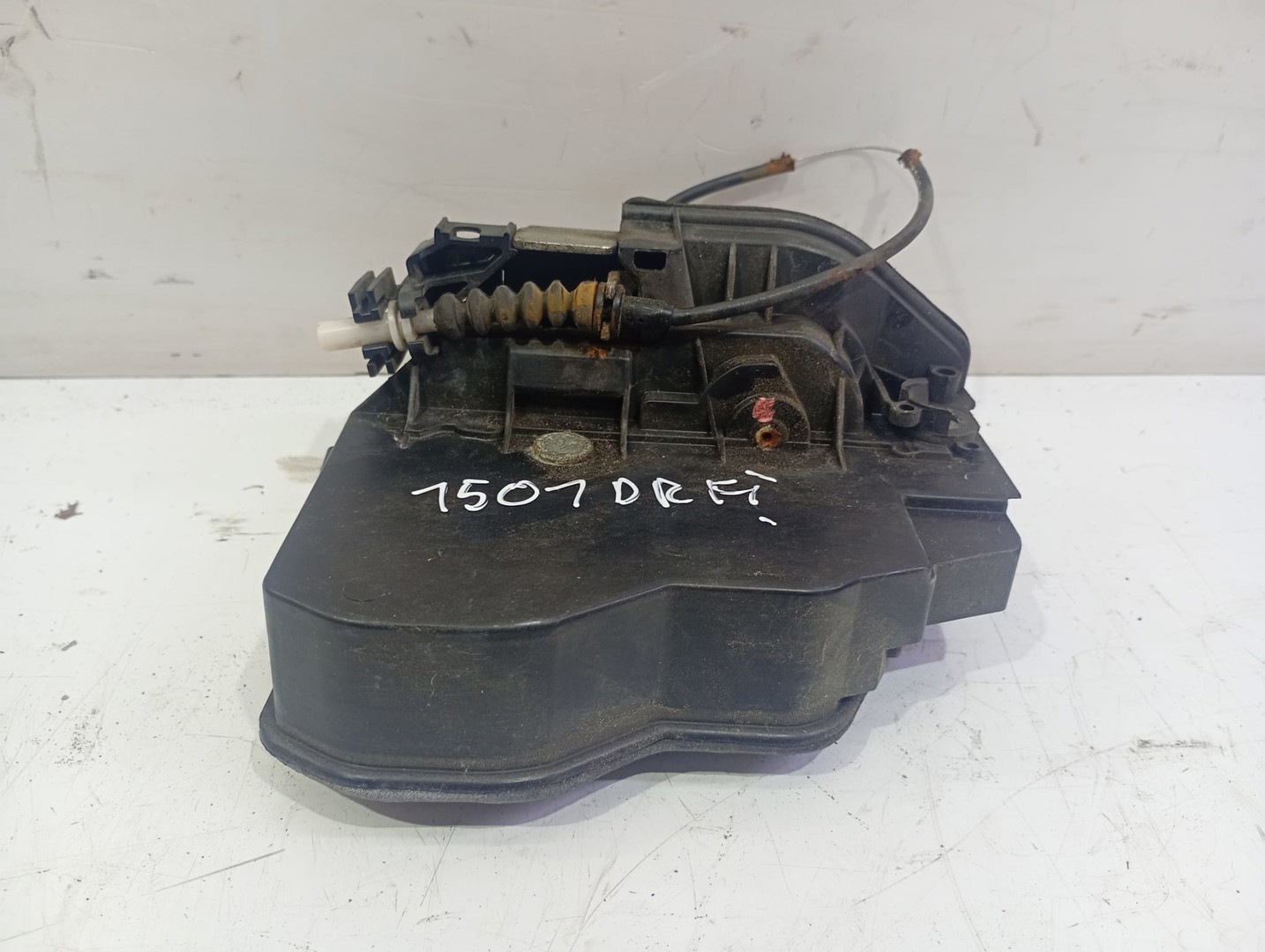 Broasca dreapta fata A046998 Volan Dreapta BMW Seria 7 E65/E66 (facelift) (2005 - 2008)