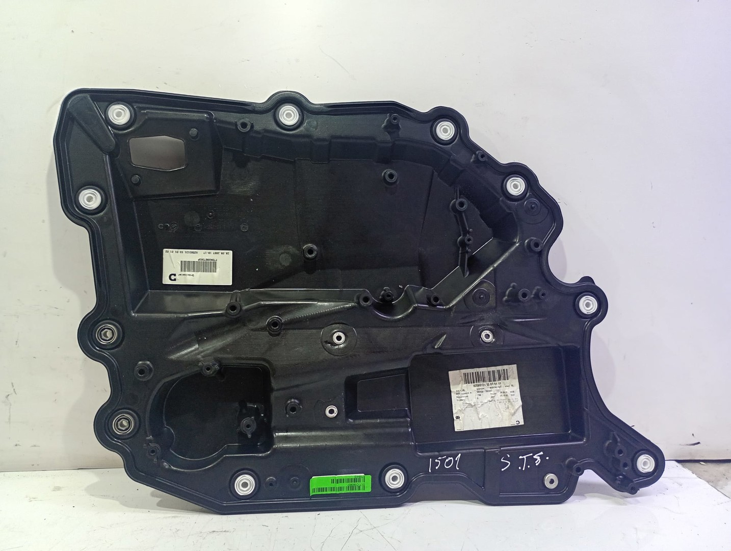 Ornament usa stanga spate 51428243897 BMW Seria 7 E65/E66 (facelift) (2005 - 2008)