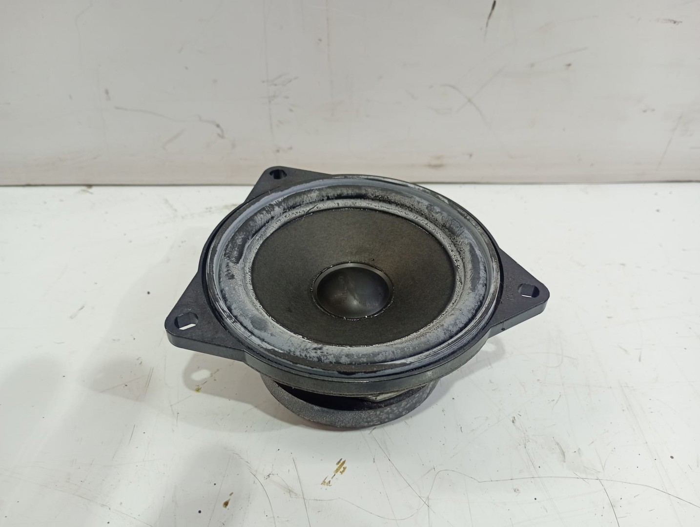 Boxa difuzor 65139143153-01 BMW Seria 7 E65/E66 (facelift) (2005 - 2008)