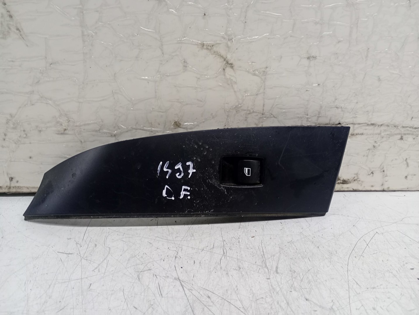 Buton geam 15939845 BMW Seria 5 E60/E61 (2003 - 2007)
