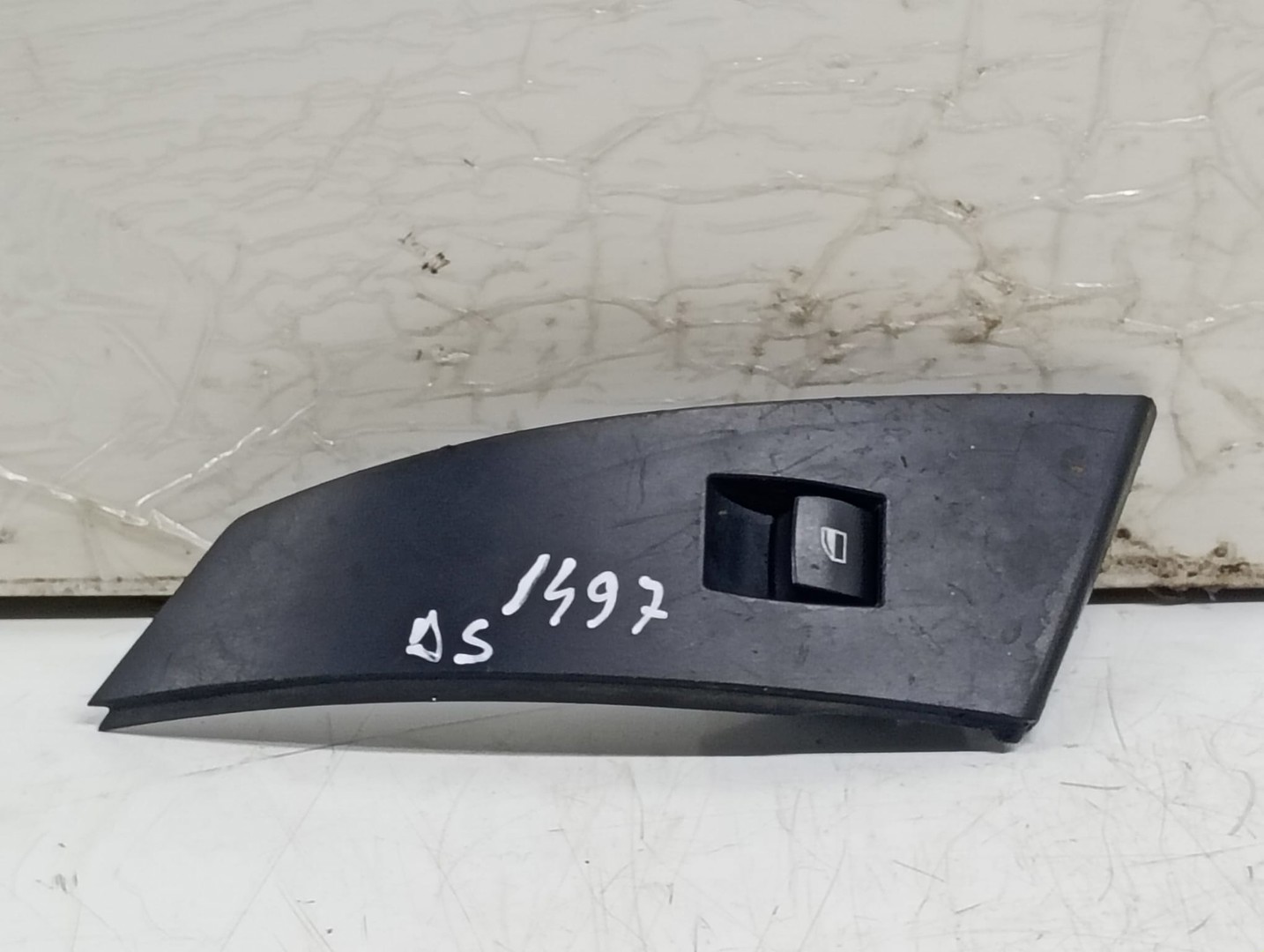 Buton geam 6951965 BMW Seria 5 E60/E61 (2003 - 2007)