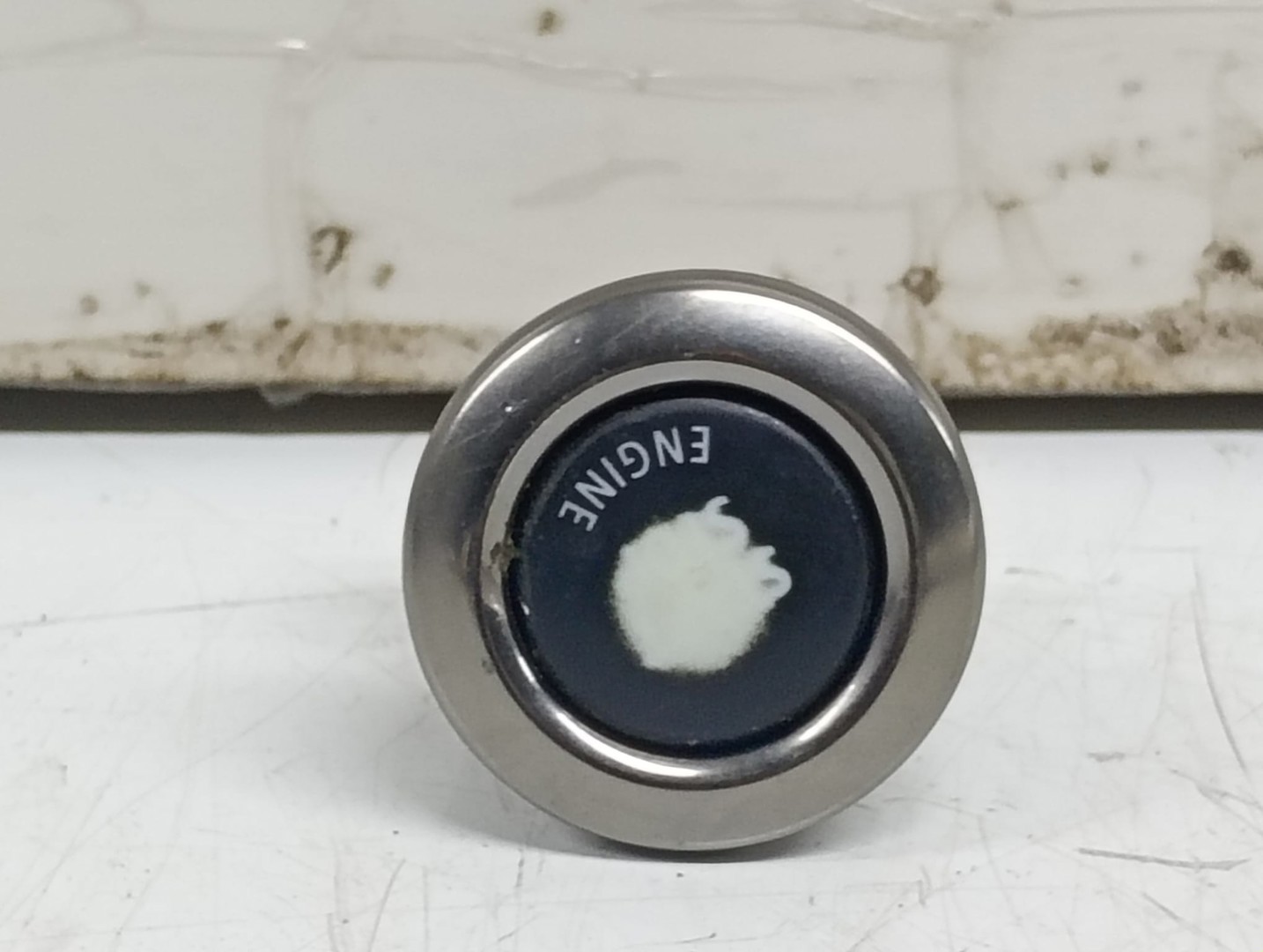 Buton start stop 6960743-07 BMW Seria 5 E60/E61 (2003 - 2007)