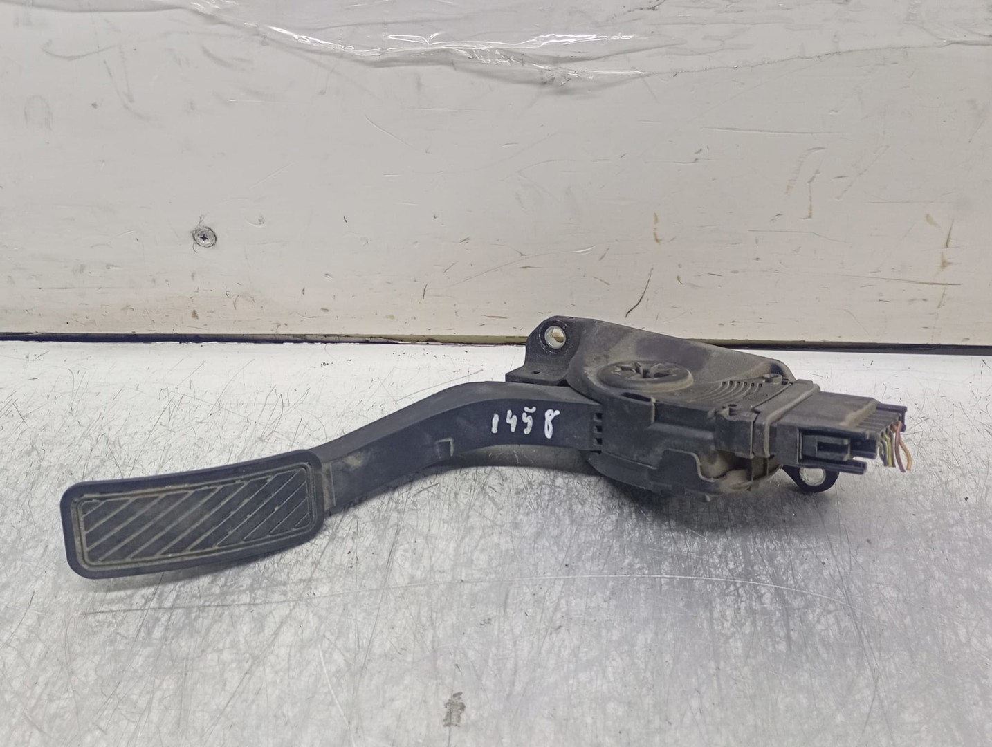 Pedala acceleratie 8V21-9F836-AB Ford Fiesta 6 (facelift) (2013 - 2020)