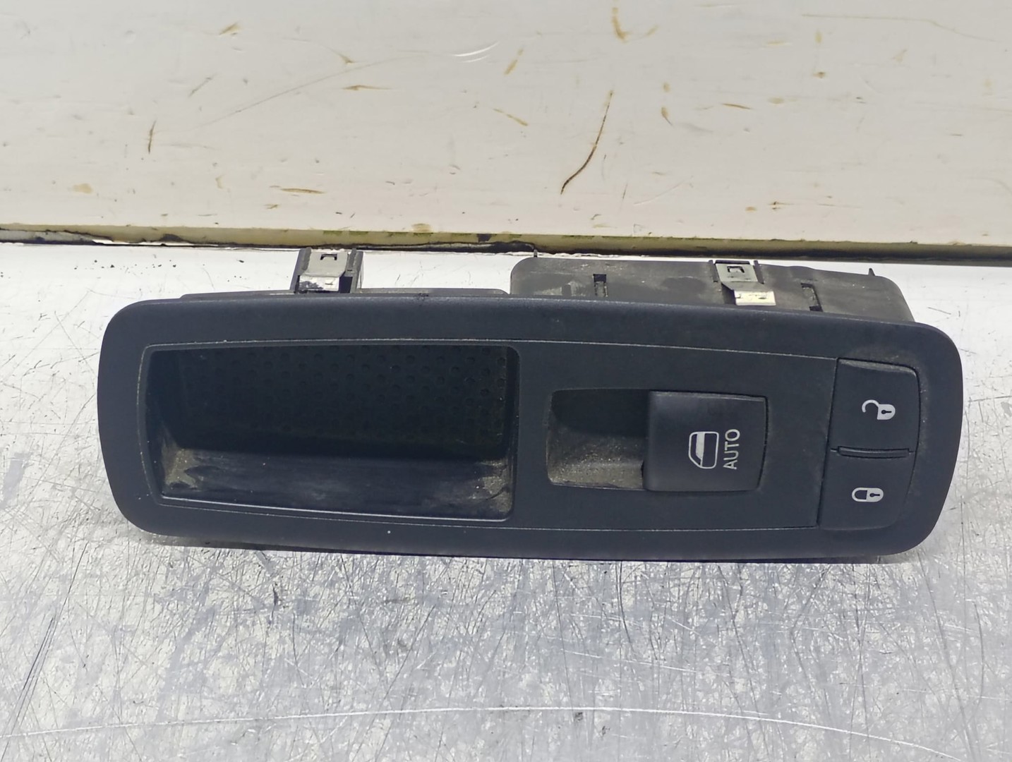Buton geam 56046822AC Lancia Thema 2 (2011 - 2014)