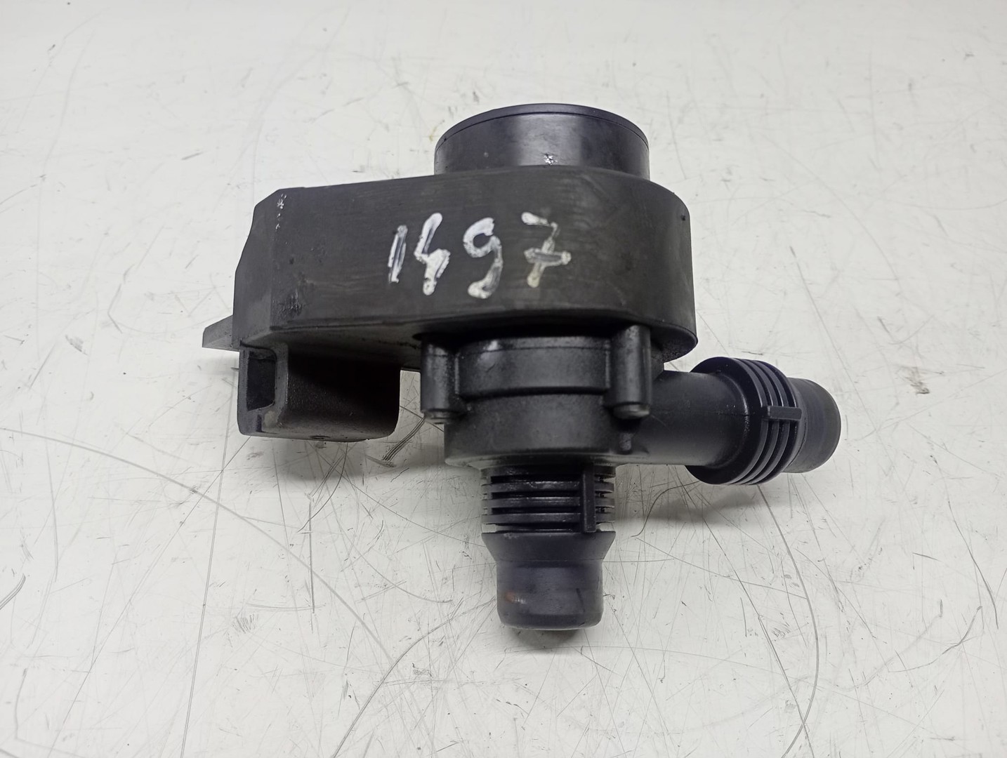 Pompa apa 6922647 BMW Seria 5 E60/E61 (2003 - 2007)