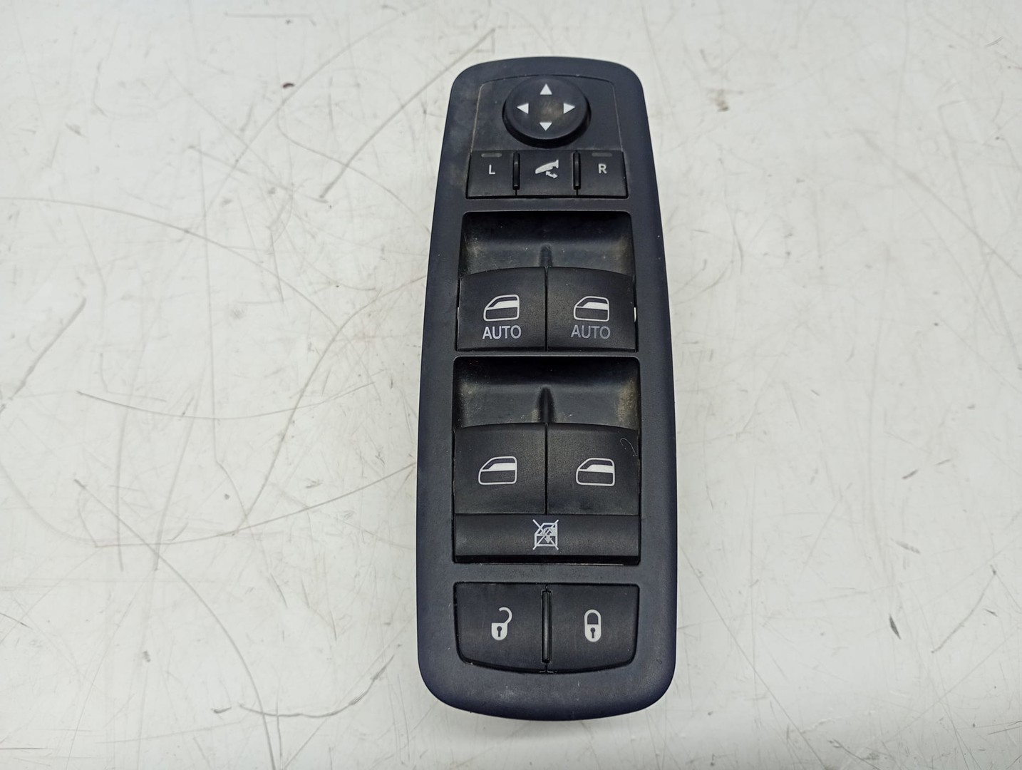 Panou comanda geamuri 10034858 Lancia Thema 2 (2011 - 2014)