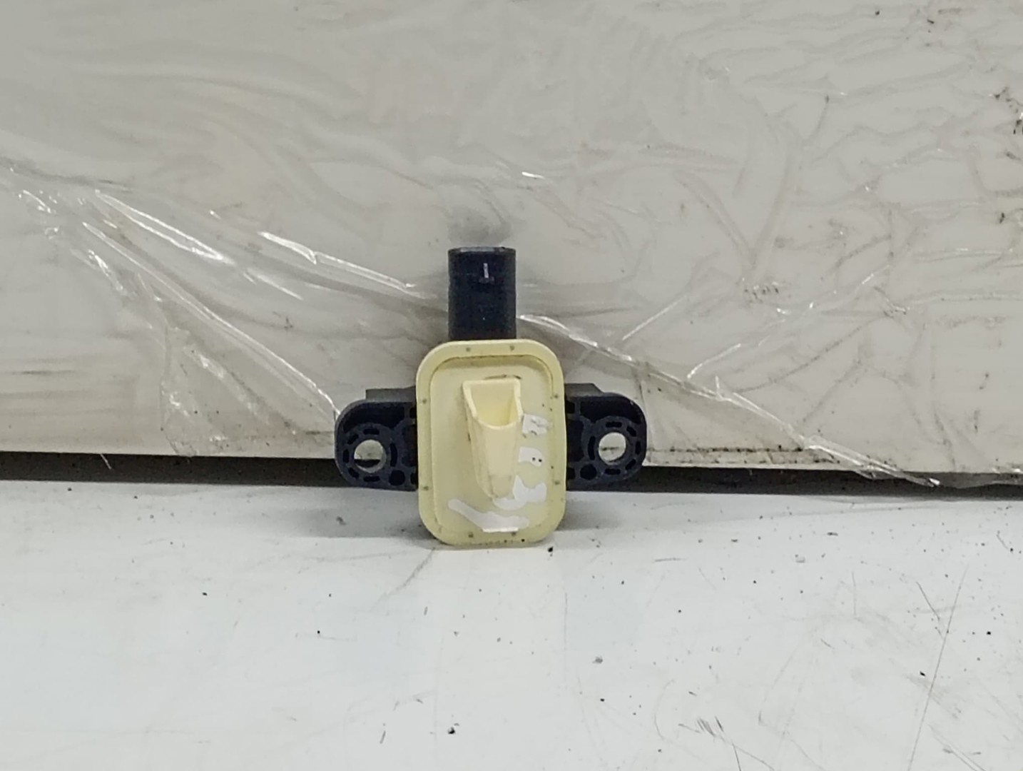 Senzor impact A1668210351 Mercedes Benz ML W166 (2011 - 2015)