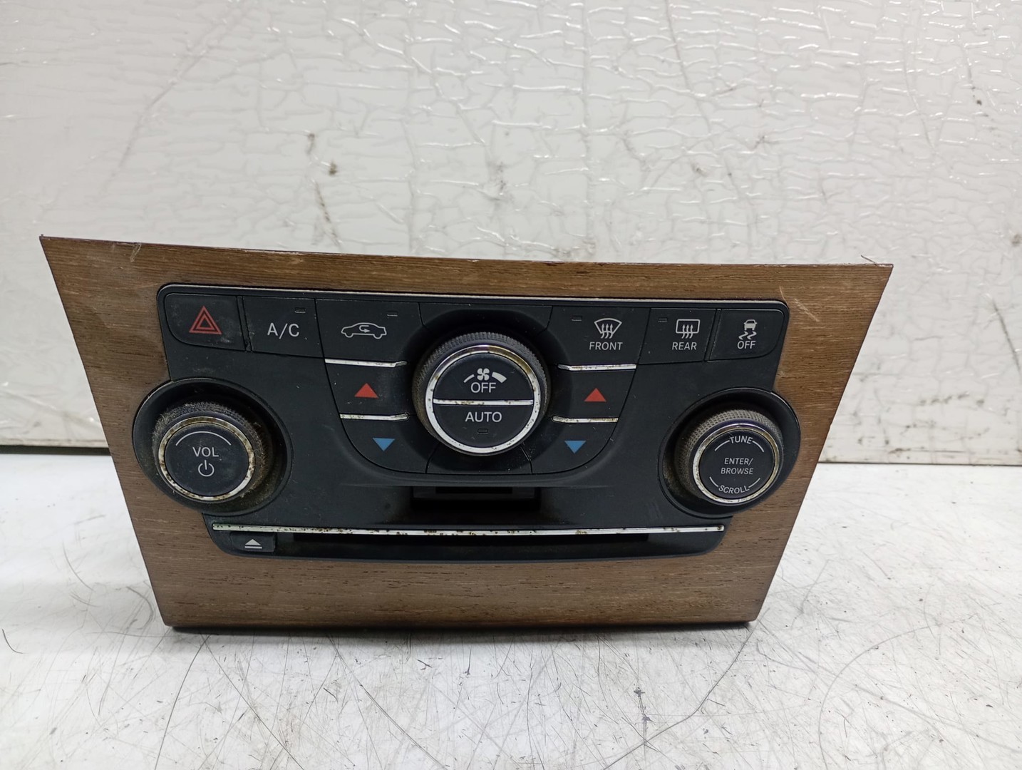 Radio cd P05064543AJ Lancia Thema 2 (2011 - 2014)