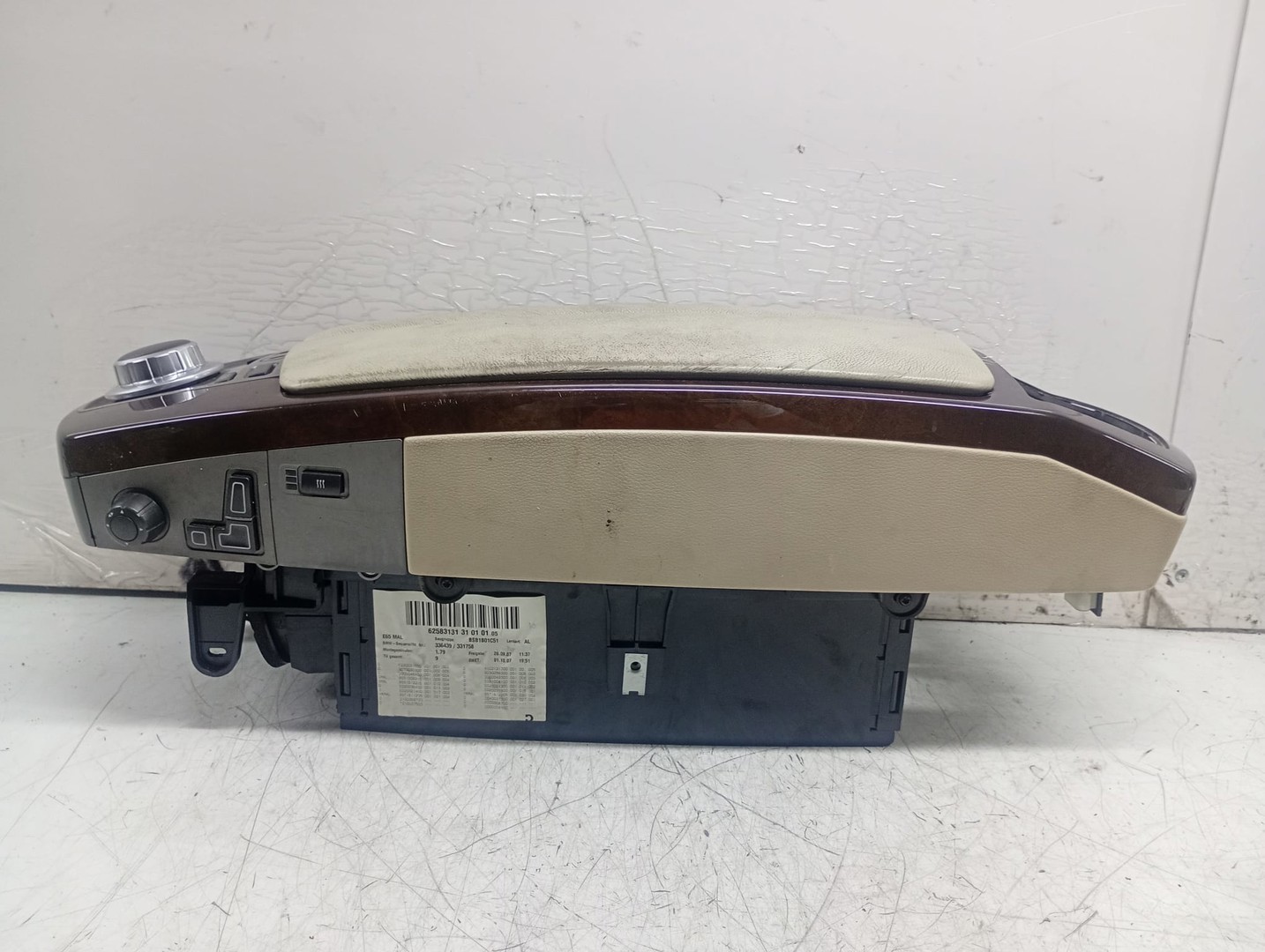 Consola centrala 6955623 61136955905 BMW Seria 7 E65/E66 (facelift) (2005 - 2008)