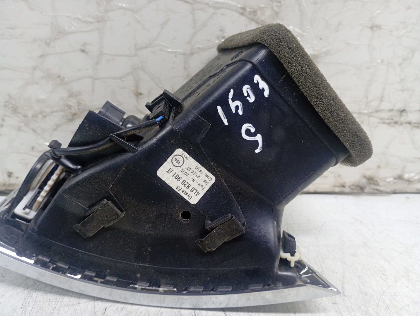 Grila ventilatie 4L0820901 Audi Q7 4L (2005 - 2009)