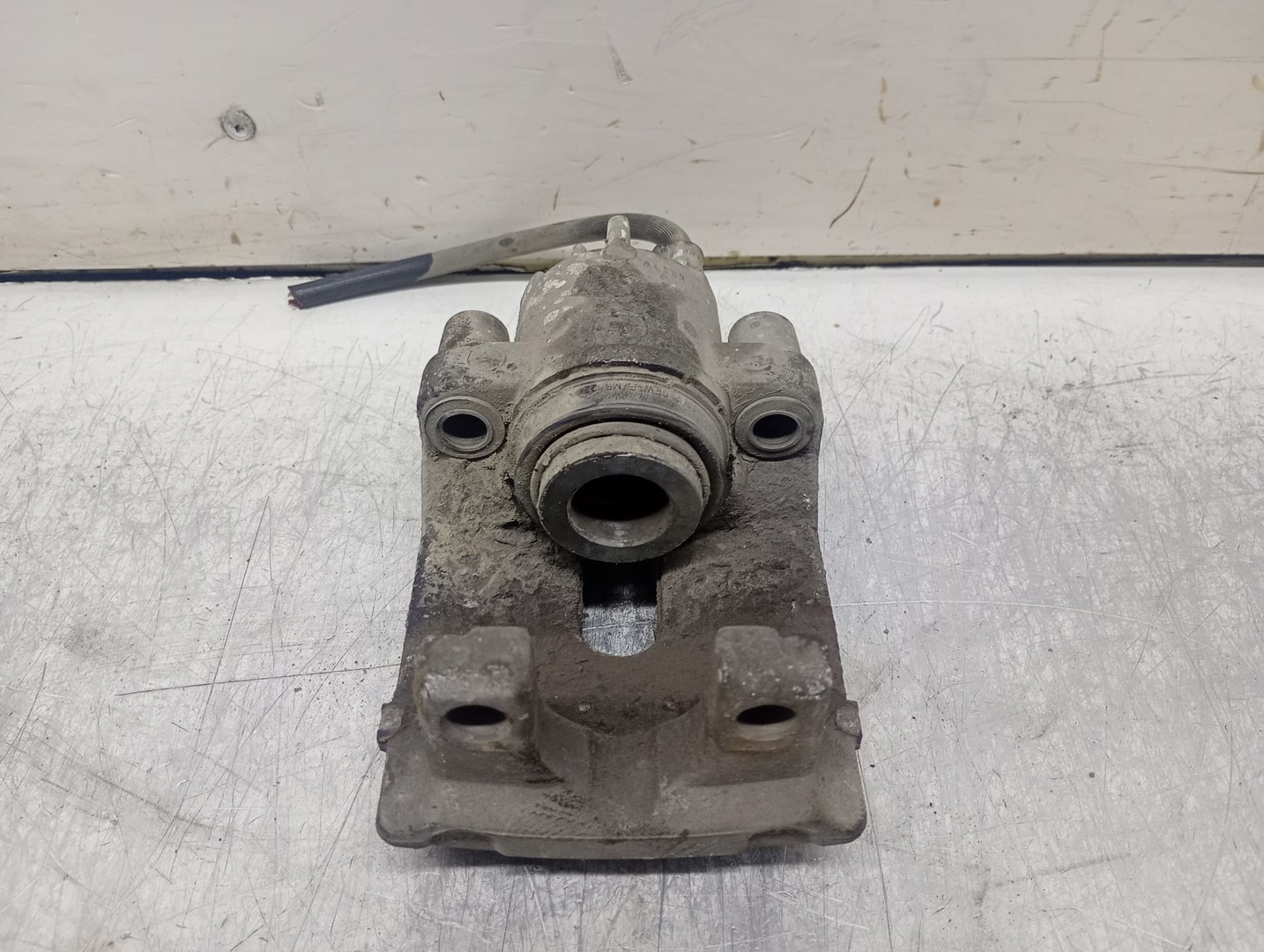Etrier dreapta spate BMW Seria 5 E60/E61 (2003 - 2007)