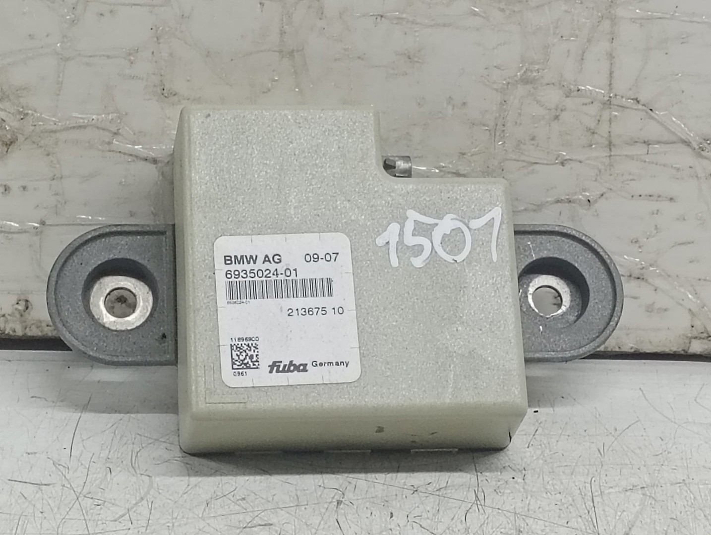 Amplificator antena 6935024-01 BMW Seria 7 E65/E66 (facelift) (2005 - 2008)