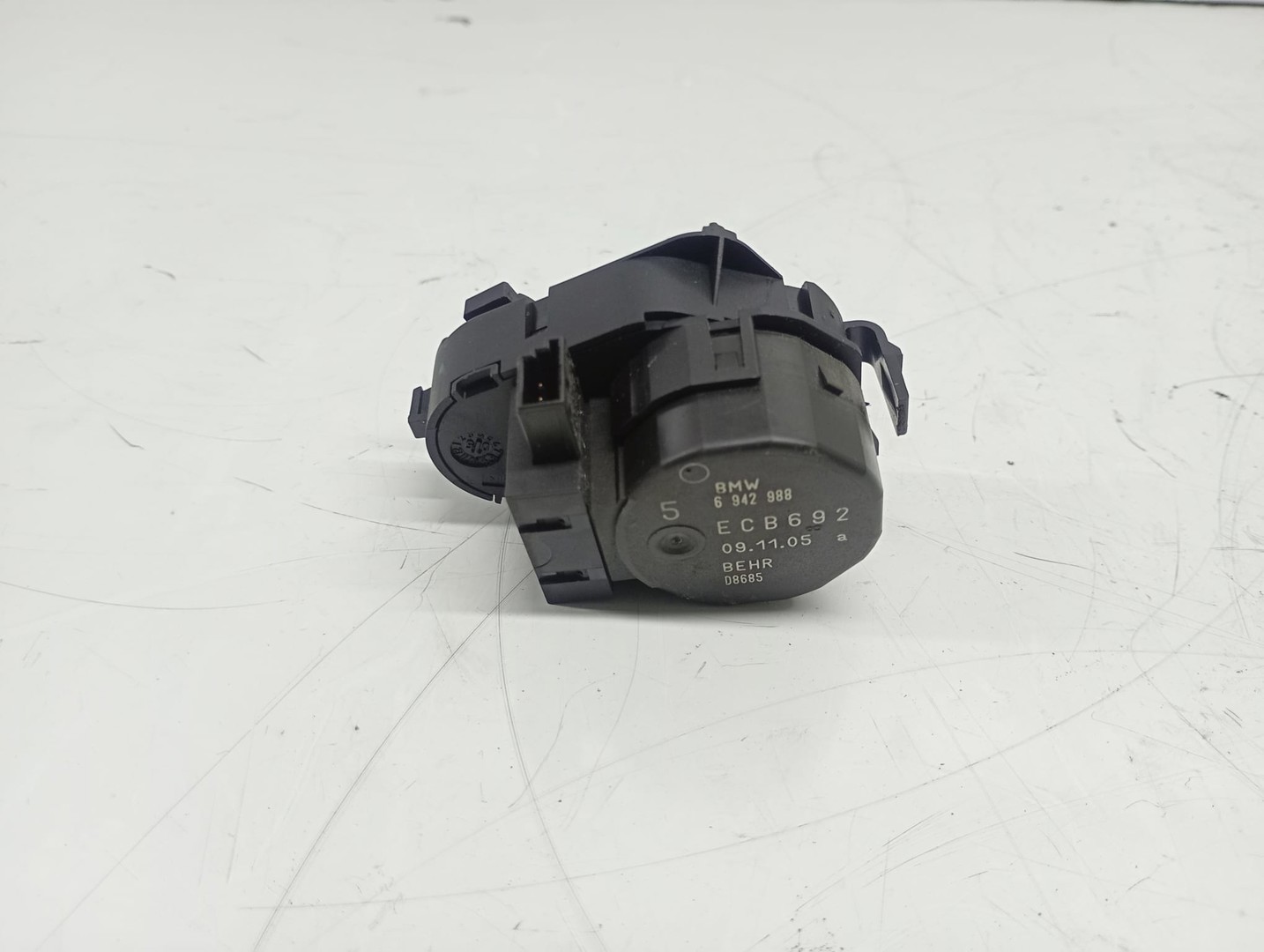 Motoras clapeta mixaj aer 6942988 BMW Seria 5 E60/E61 (2003 - 2007)