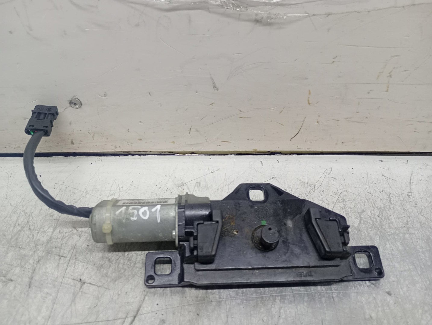Motoras soft close 489050880 BMW Seria 7 E65/E66 (facelift) (2005 - 2008)
