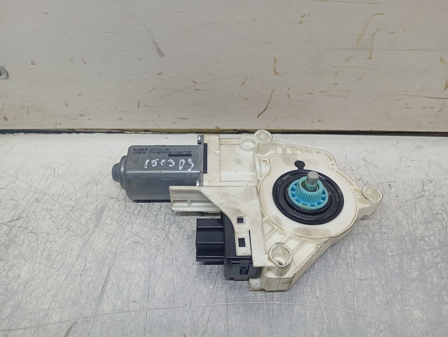 Motoras geam dreapta spate 4L0959802E Audi Q7 4L (2005 - 2009)