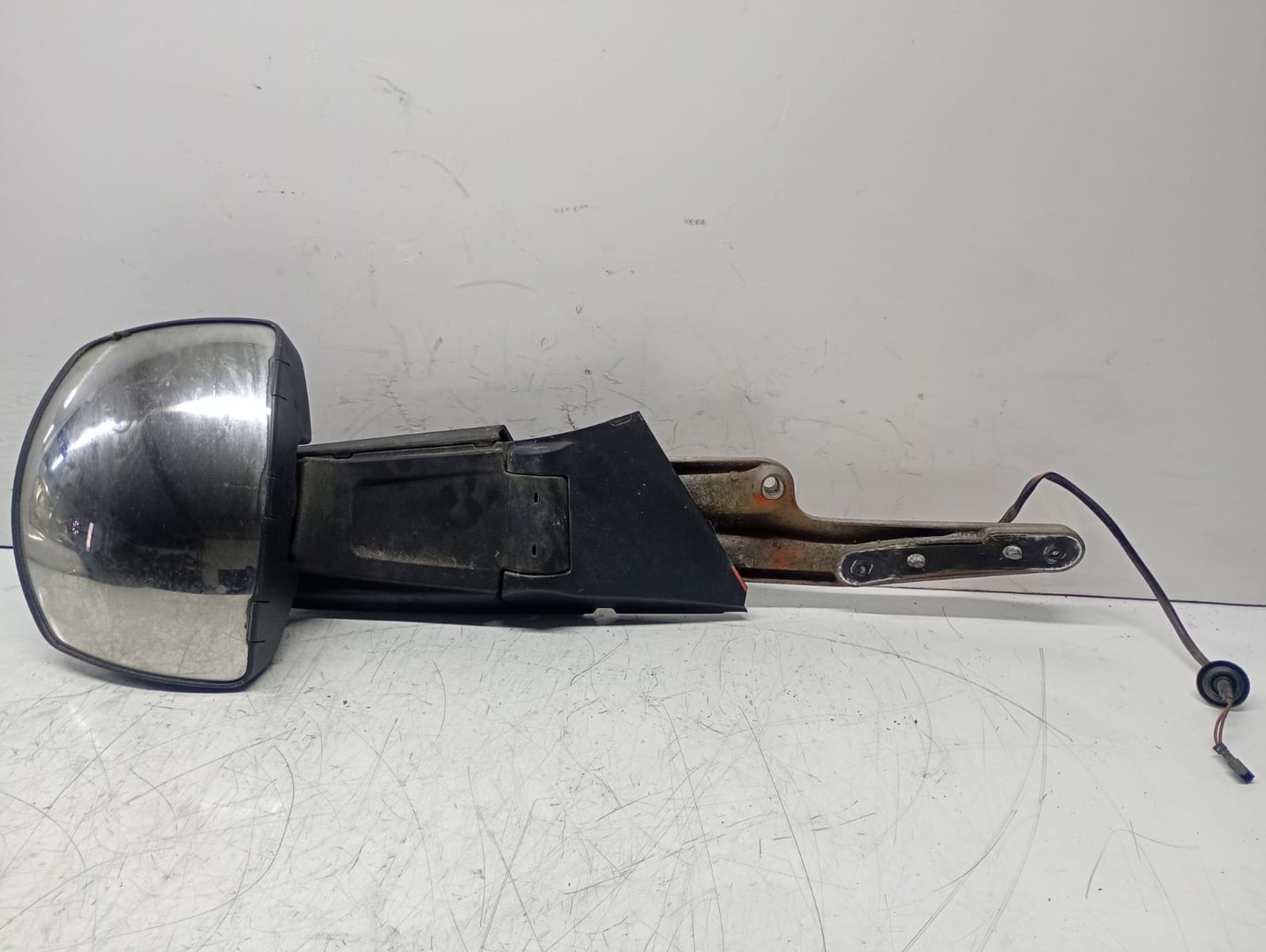 Oglinda stanga a9608101716 Mercedes Benz Actros MP4 1 (2011 - 2019)