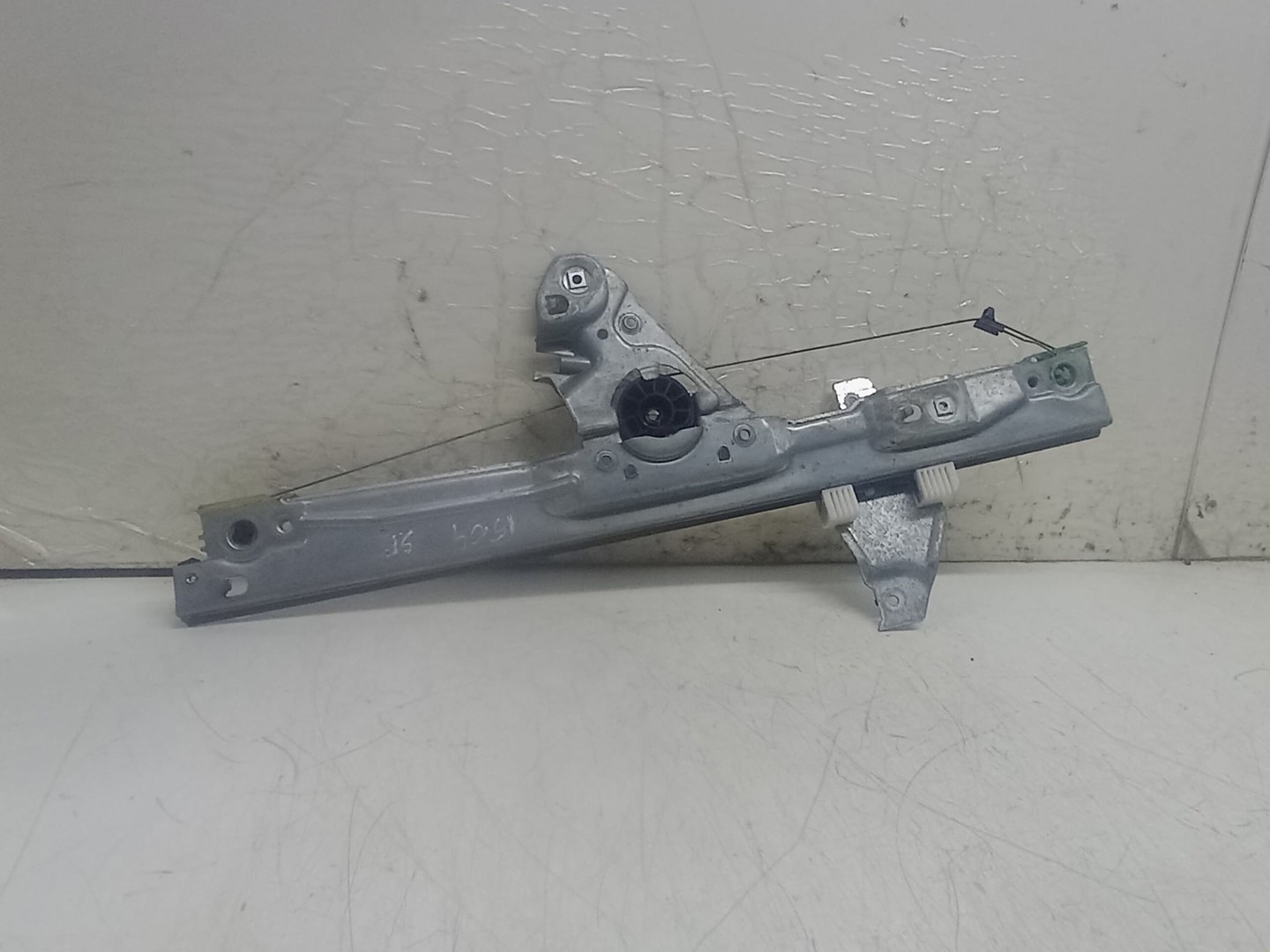 Macara geam stanga fata 9659827080 Peugeot 308 T7 (2007 - 2011)