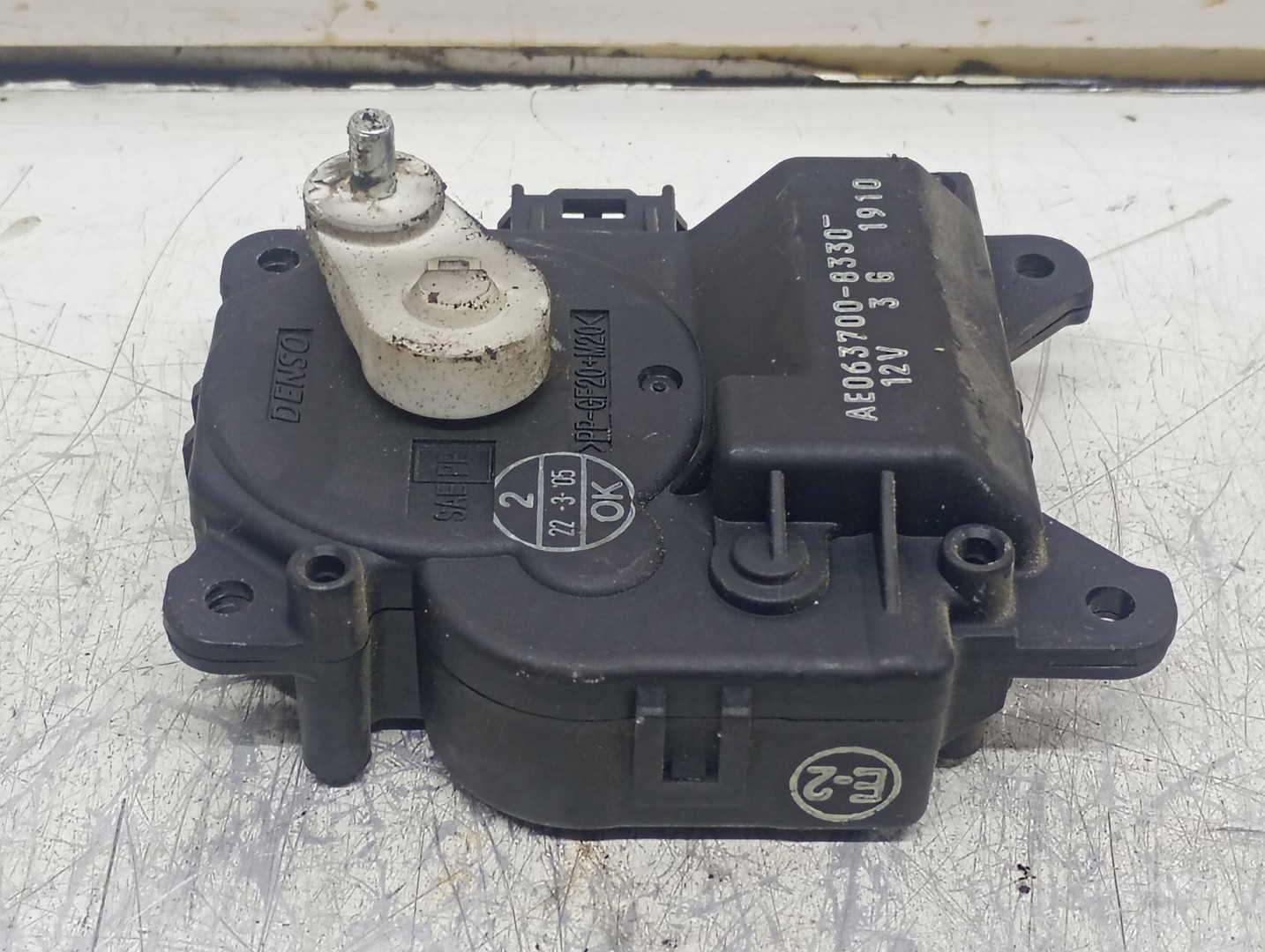 Motoras clapeta mixaj aer AE063700-8330 Toyota RAV4 CA20 (facelift) (2003 - 2006)