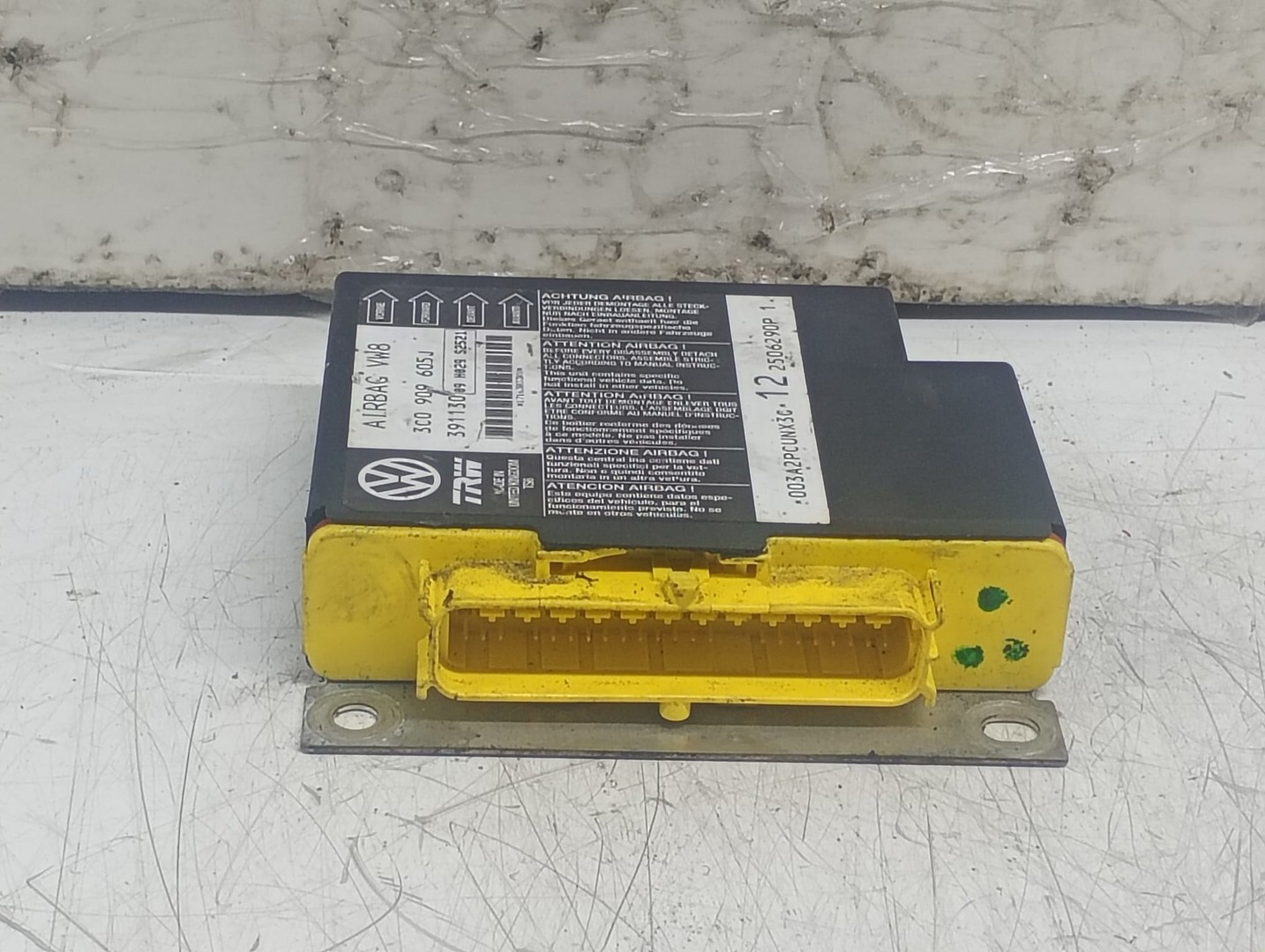Calculator airbag 3C0909605 Volkswagen Passat B6 (2005 - 2010)