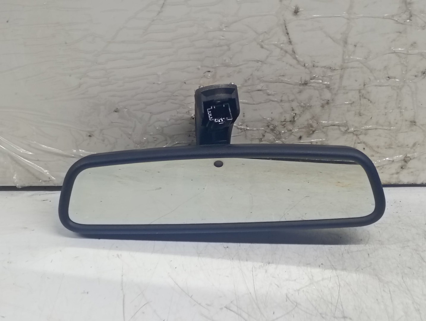 Oglinda retrovizoare interioara E11025891 BMW Seria 5 F07/F10/F11 (2009 - 2013)