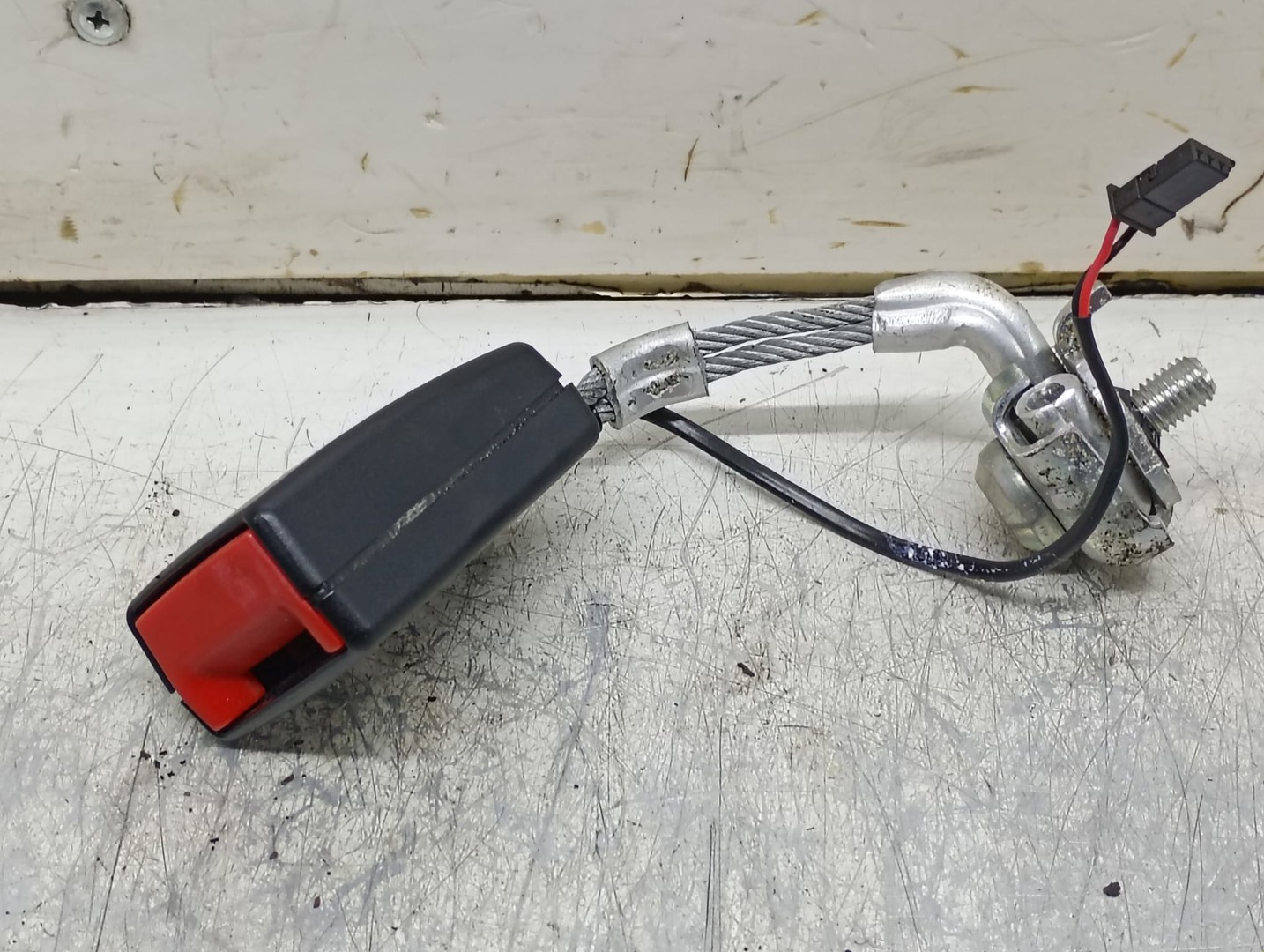 Pretensioner 724327307 BMW Seria 5 F07/F10/F11 (2009 - 2013)
