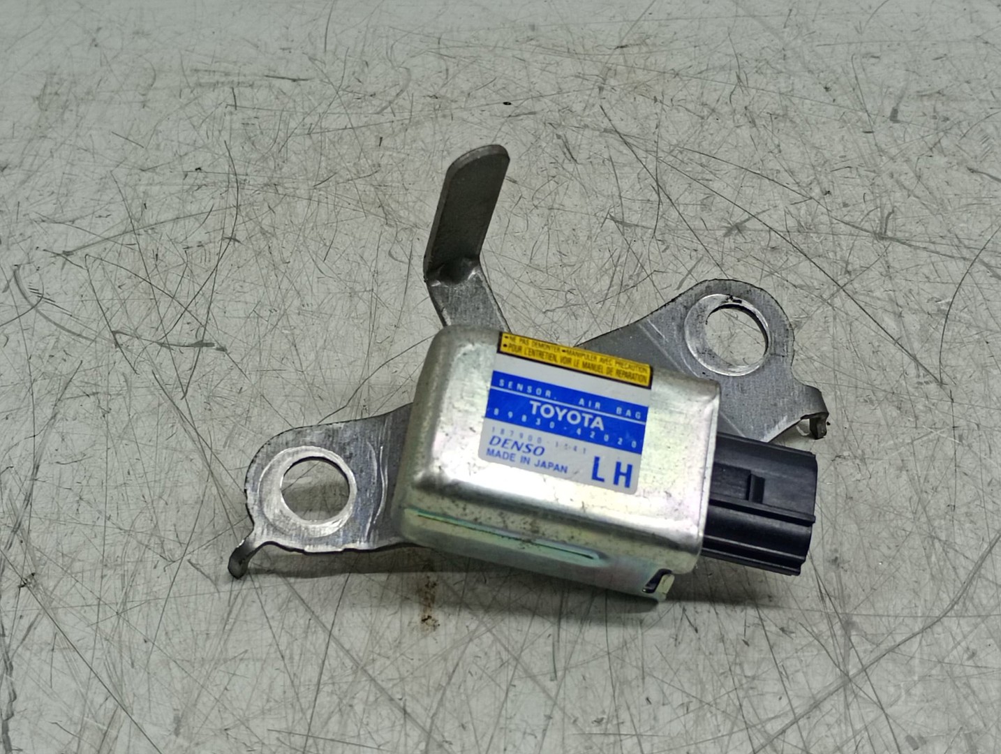 Senzor impact 89830-42020 Toyota RAV4 CA20 (facelift) (2003 - 2006)
