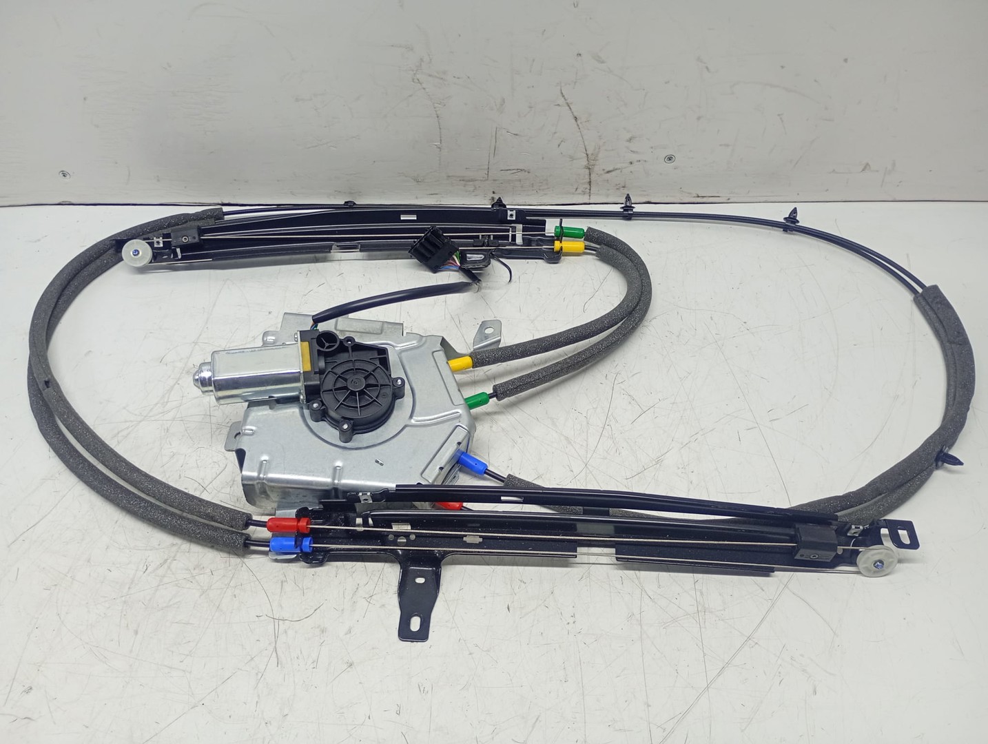 Motoras trapa 9904006816 BMW Seria 5 F07/F10/F11 (2009 - 2013)