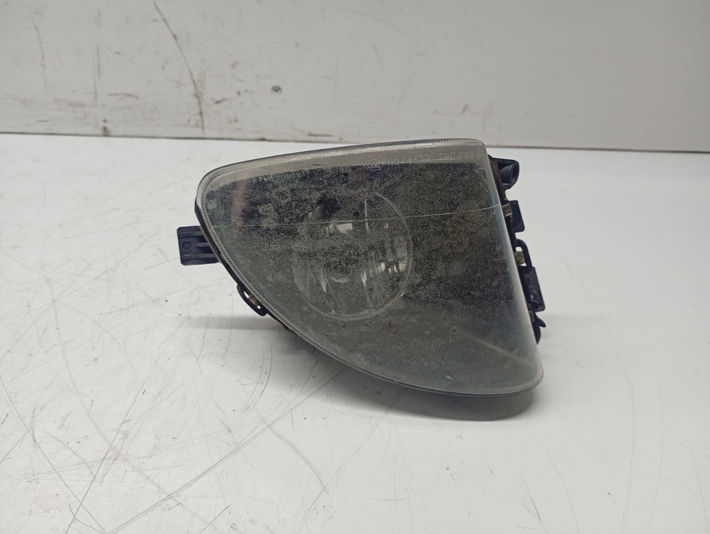 Proiector ceata dreapta 89206701 BMW Seria 5 F07/F10/F11 (2009 - 2013)