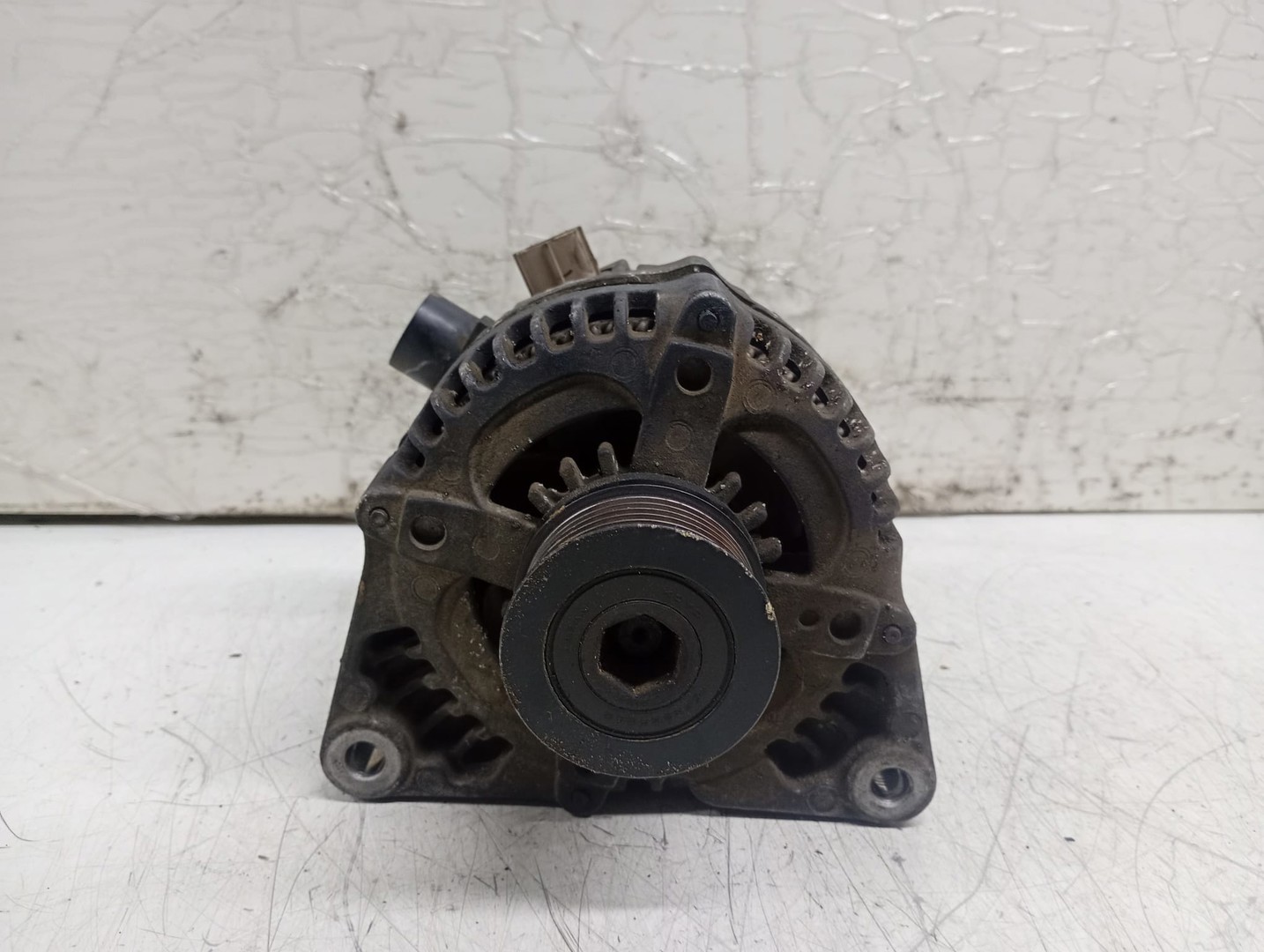 Alternator 3M5T-10300 30795422 Ford Focus 2 (facelift) (2008 - 2011)
